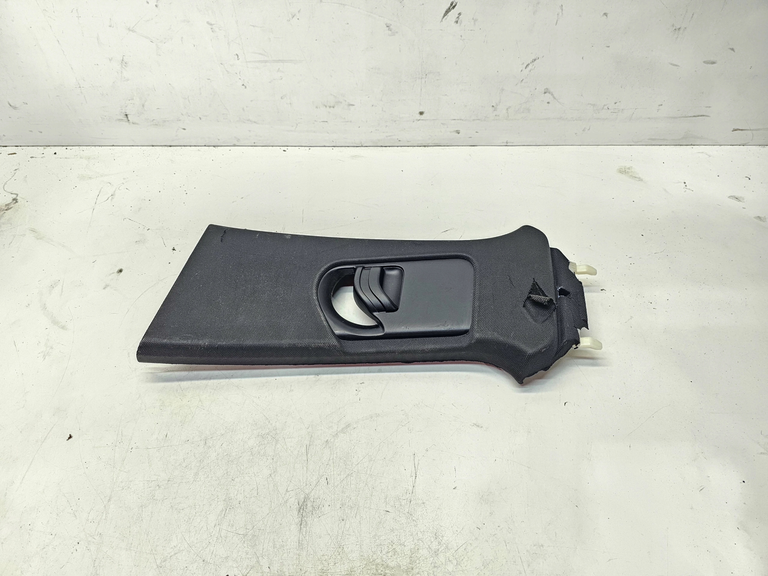 cover SLUPKA B left AUDI Q3 8U 8U0867243**2**