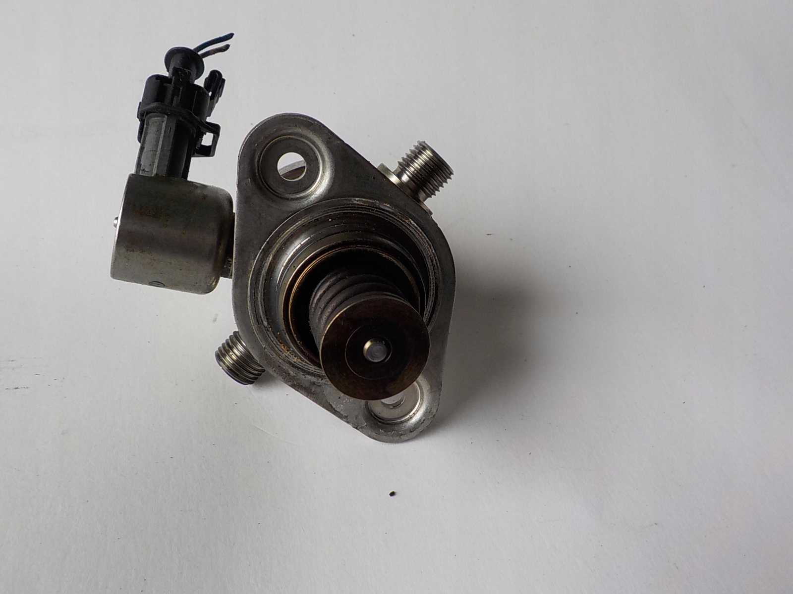 FORD FOCUS C-MAX 1.6 feed pump BM5G-9D376-BB 0261520140