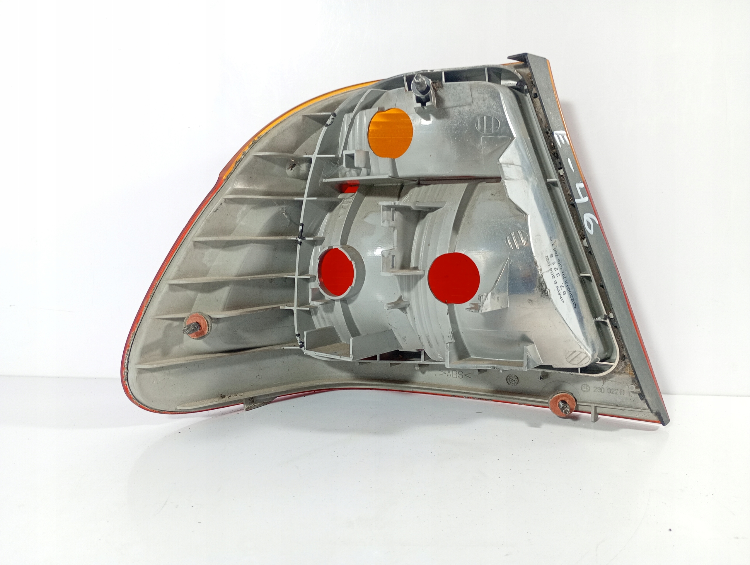 BMW E46 97-01 light right rear rear part OE 8364922