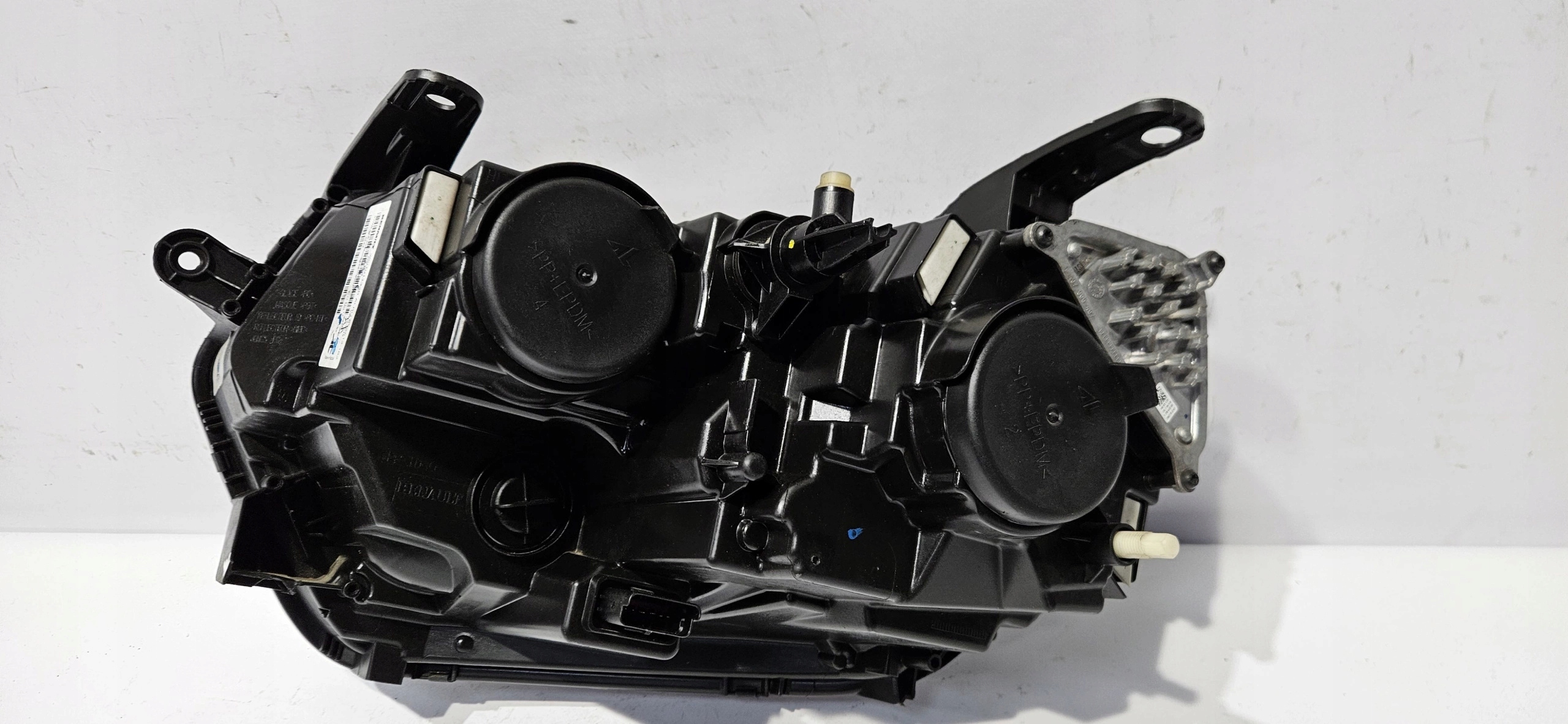 light right front DACIA DUSTER II 17- original 260101133R