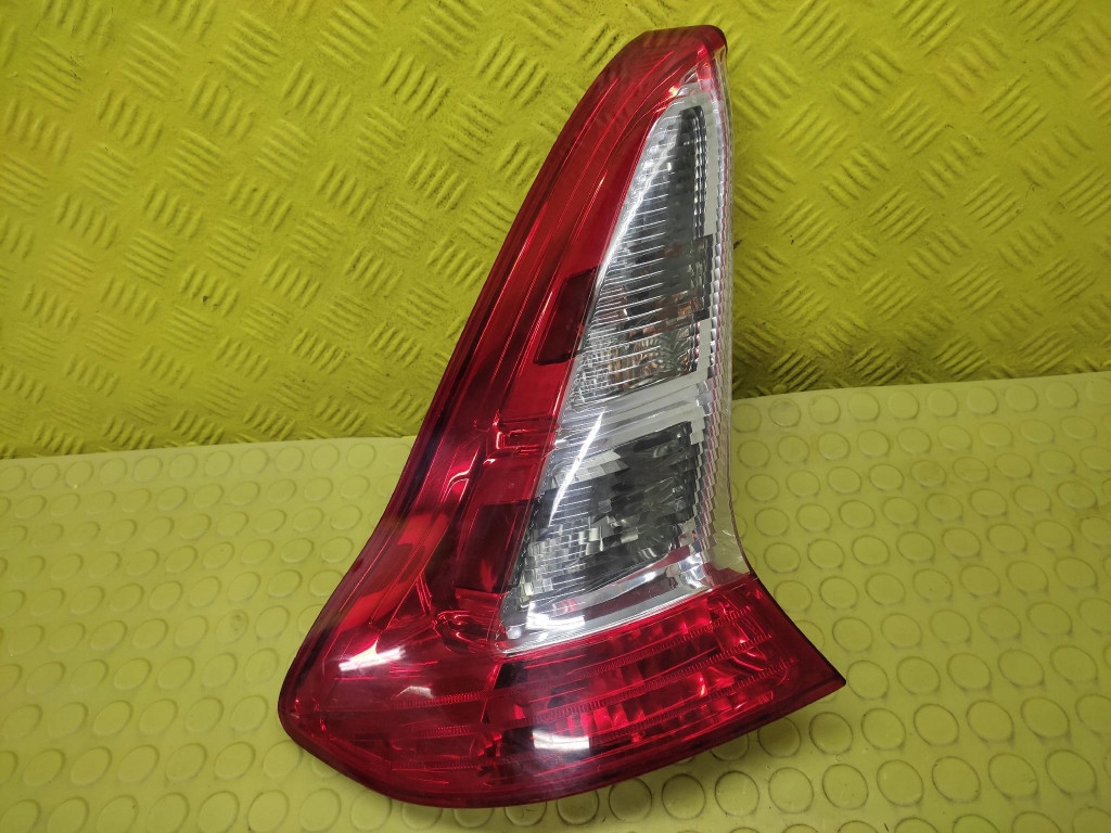 CITROEN C4 light left rear part 9684504677