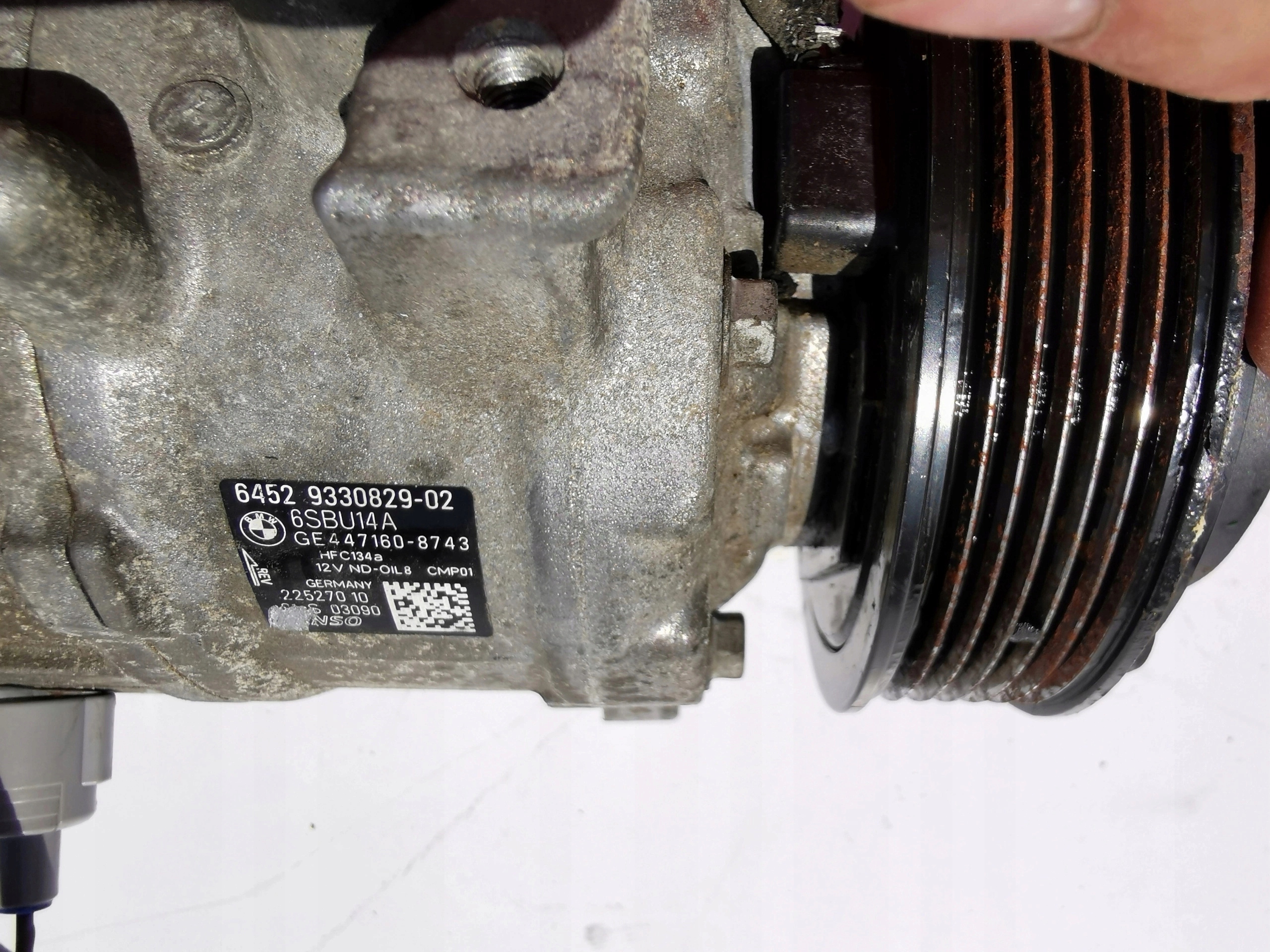 BMW 1 2.0D 9330829 GE447160-8743 N47D20C compressor;