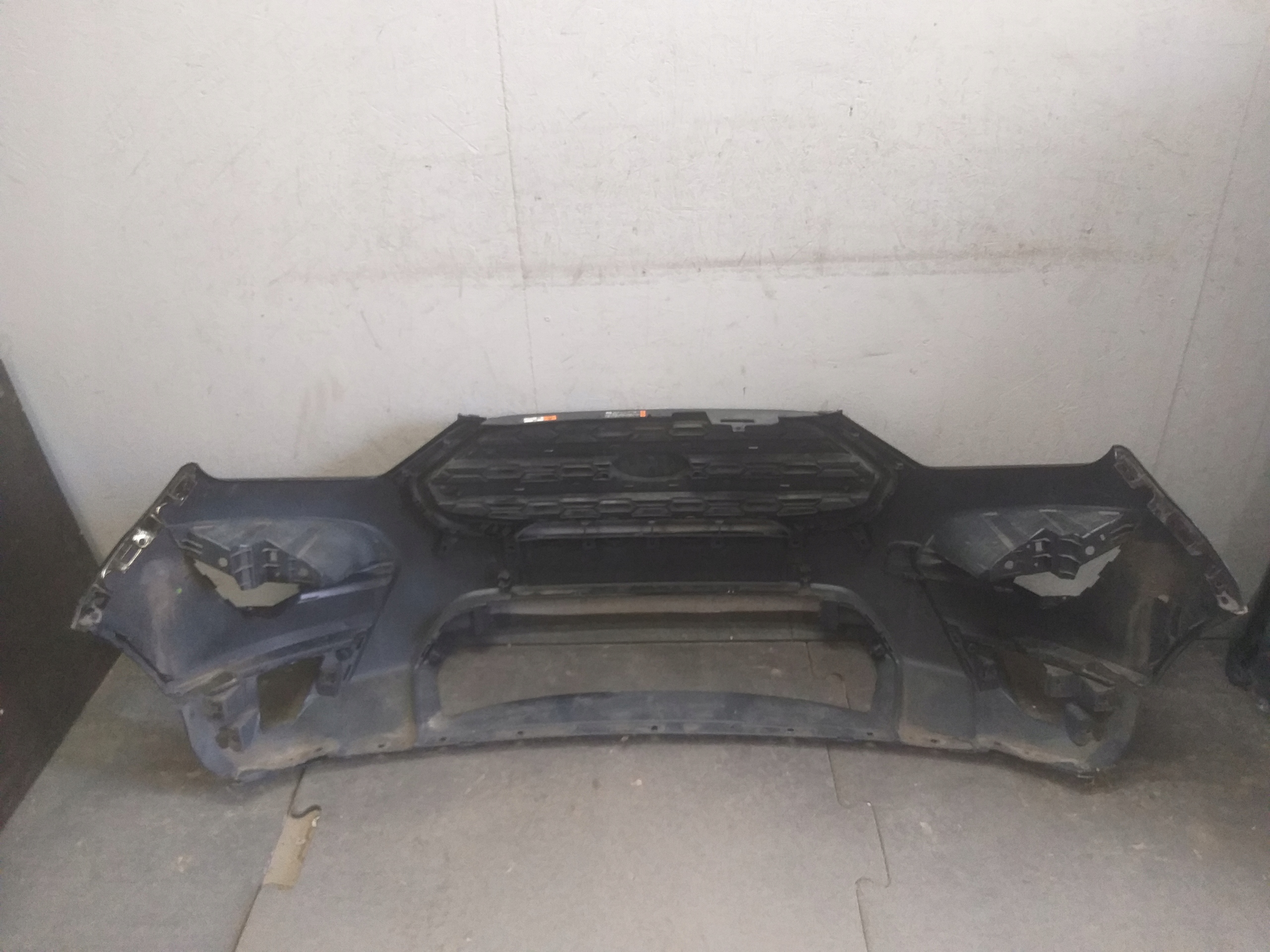 nárazník předek FORD ECOSPORT LIFT