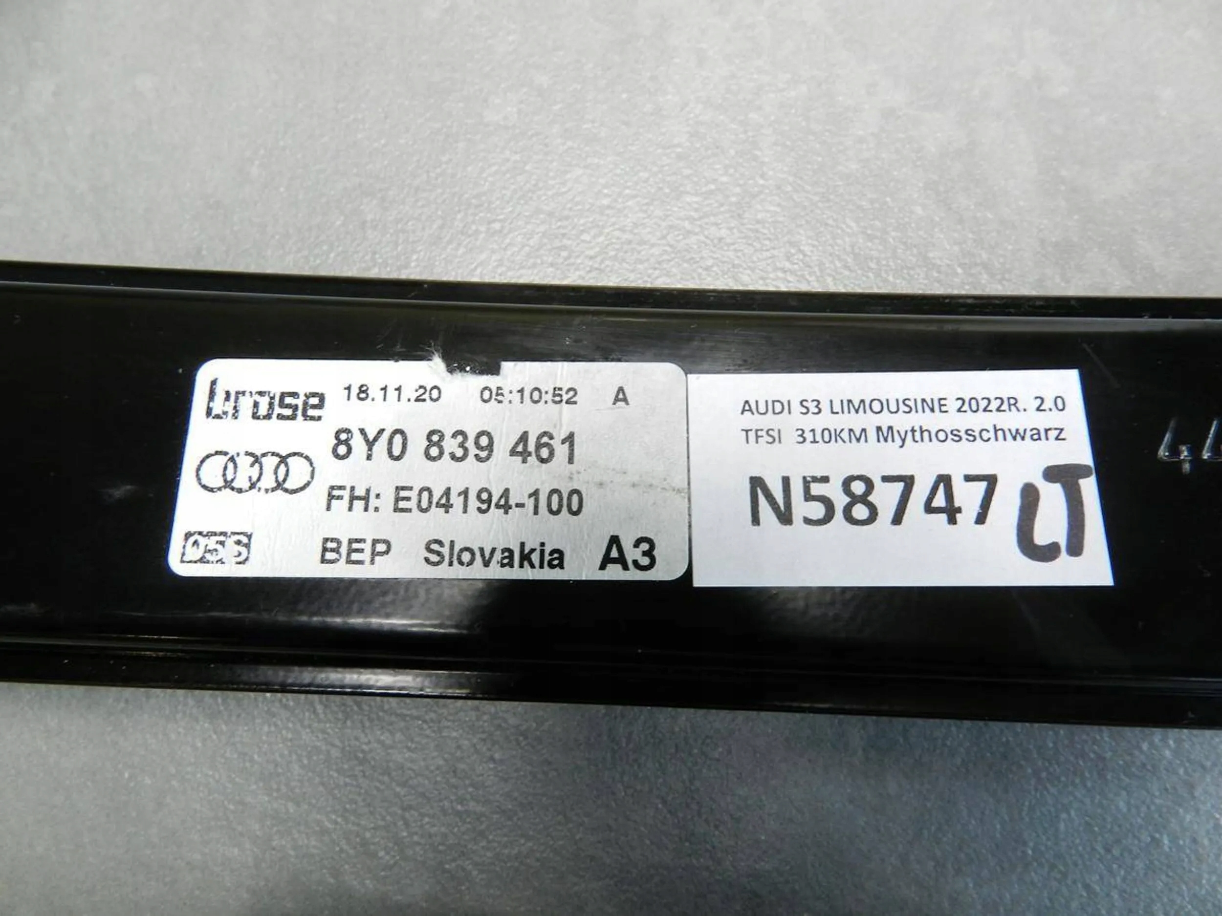 Audi S3 A3 8Y mechanism windows left rear part 8Y0839461