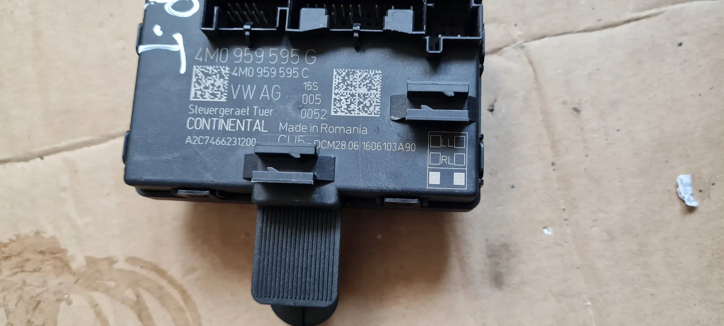 Q7 4M II module control unit door right rear part 4M0959595G