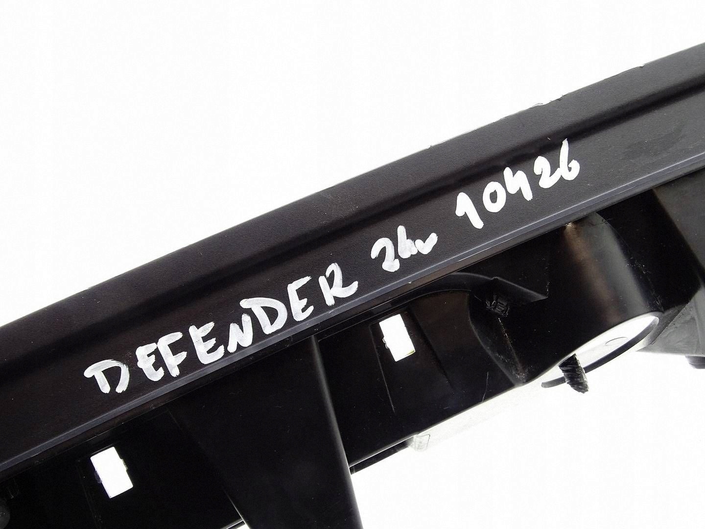 Support SPOILERA Arrière du capot LAND ROVER DEFENDER L663 L8B2-442A01-PIA