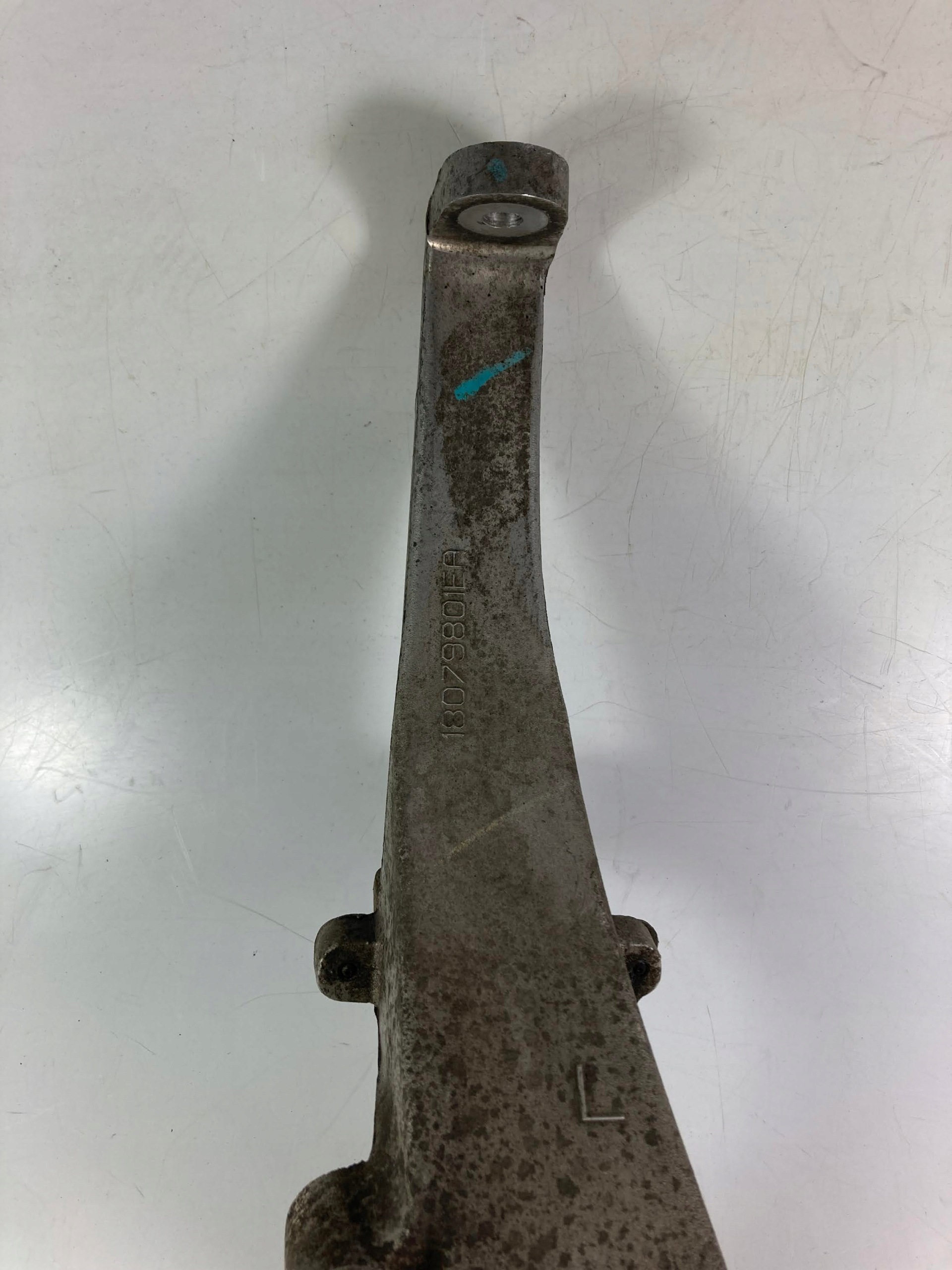 Cadillac STS swing front left front 2005-2011 RWD