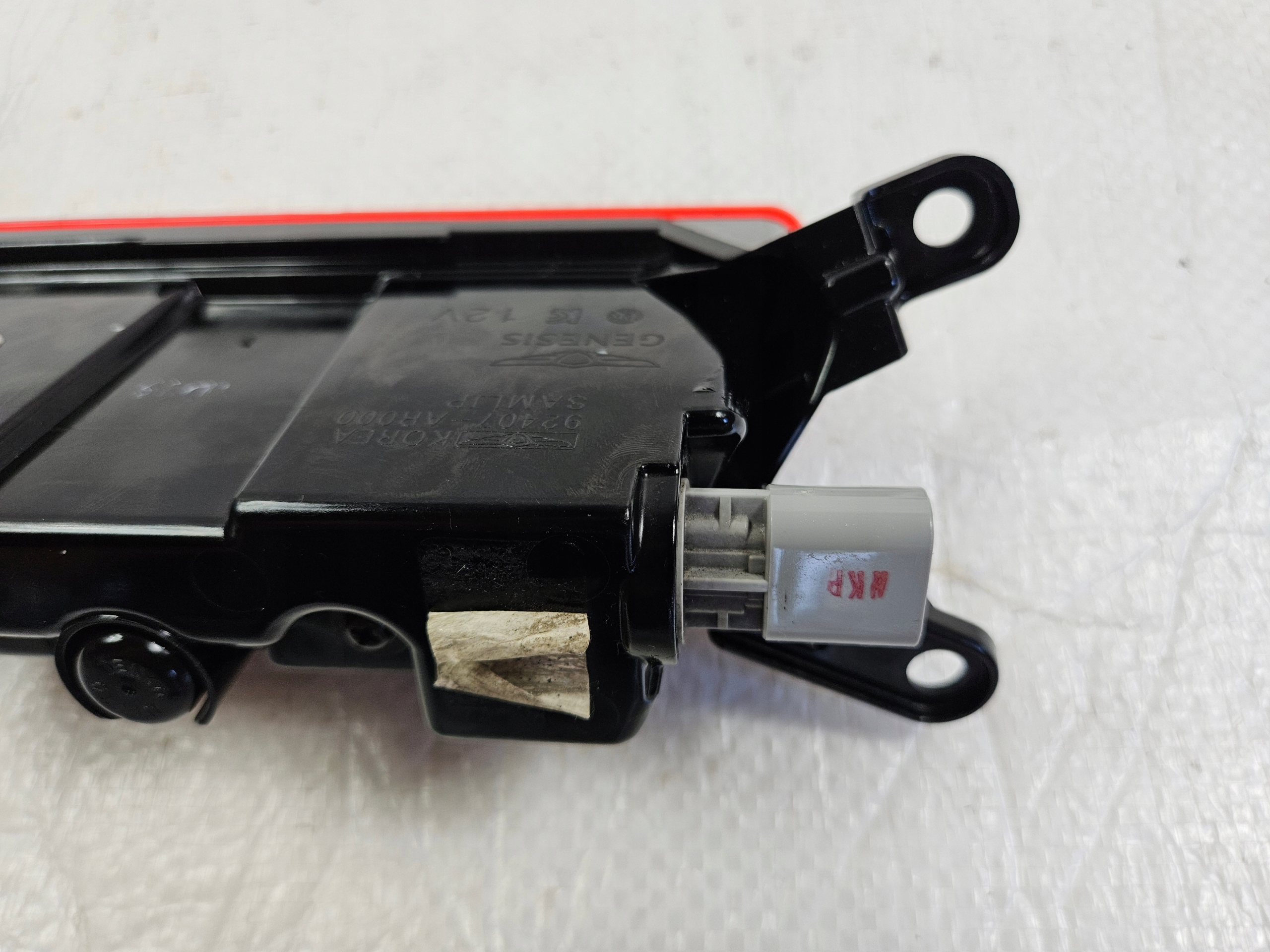 задний фонарь в бампер Hyundai Genesis GV70 и 1 2020-