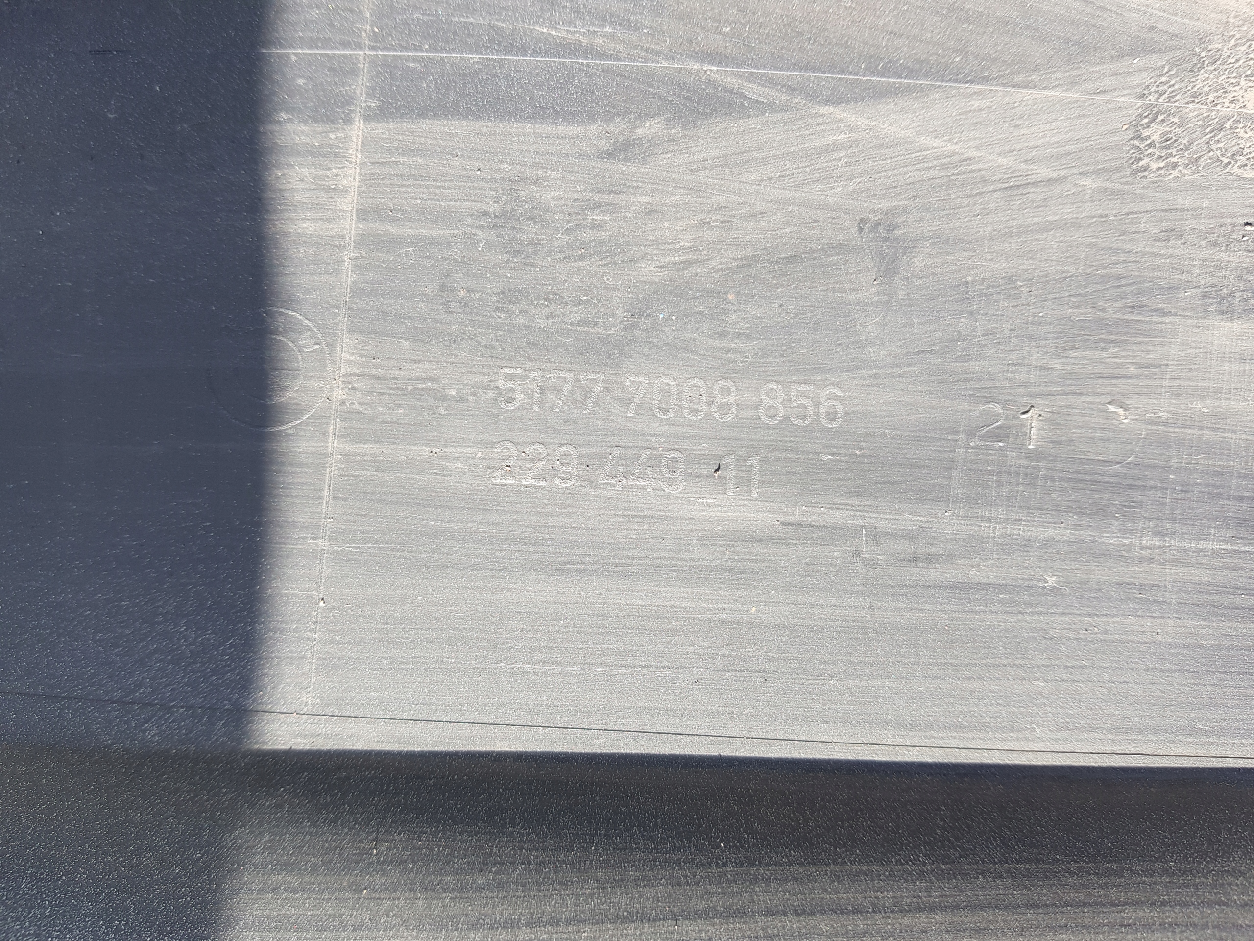 moulding cap of the threshold right threshold BMW E63 E64 A08 SILBERGRAU