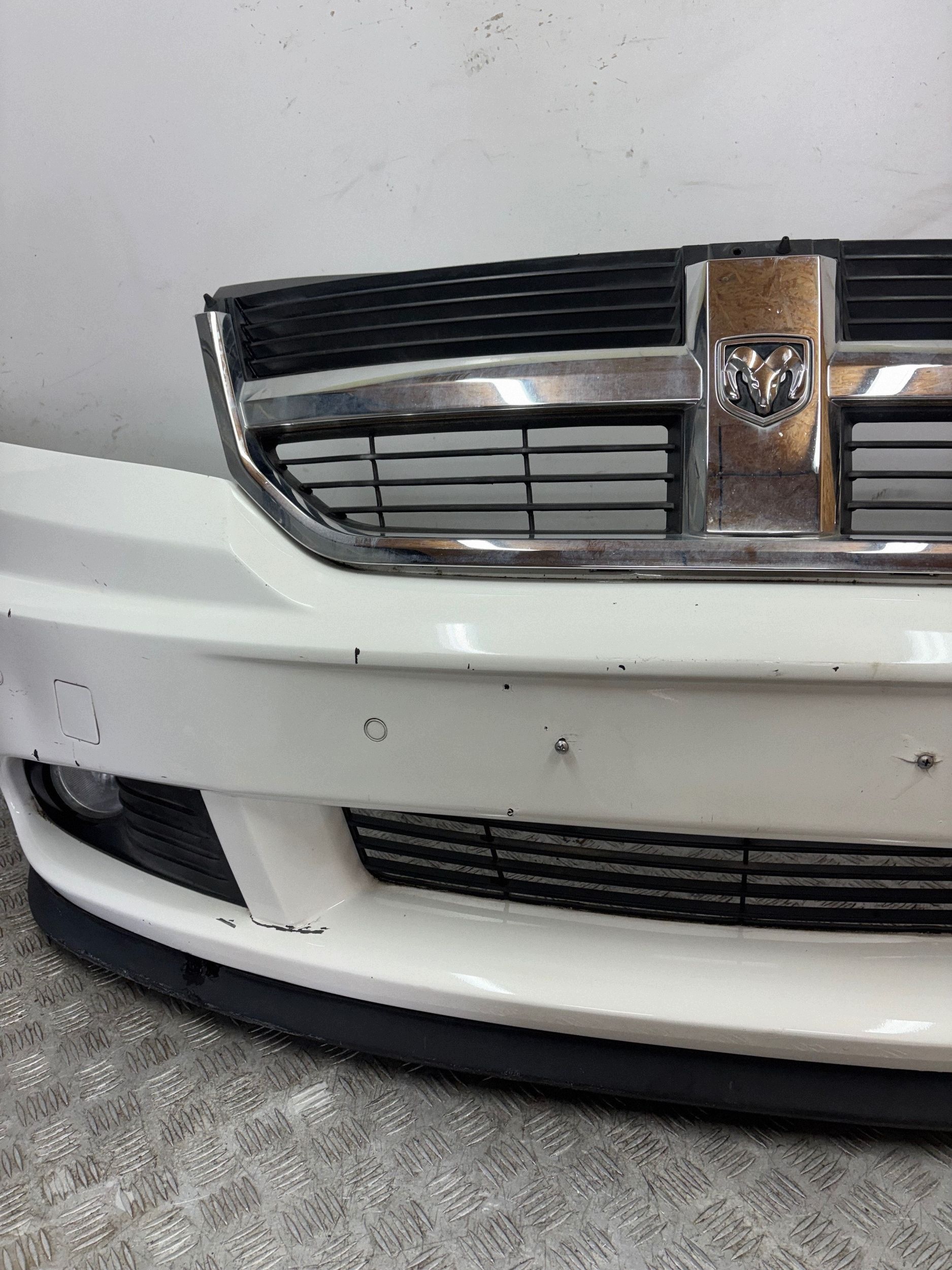 nárazník předek přední DODGE JOURNEY
