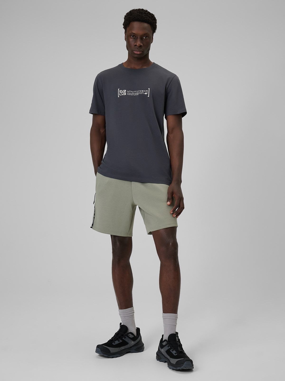 4F Kraťasy Khaki Regular Pohodlné XL