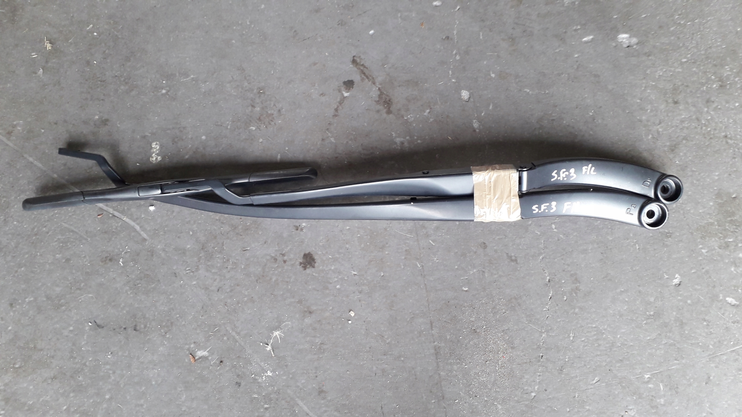 Hyundai OE ПЛЕЧЕ ЩЕТКА ЕВРОПА