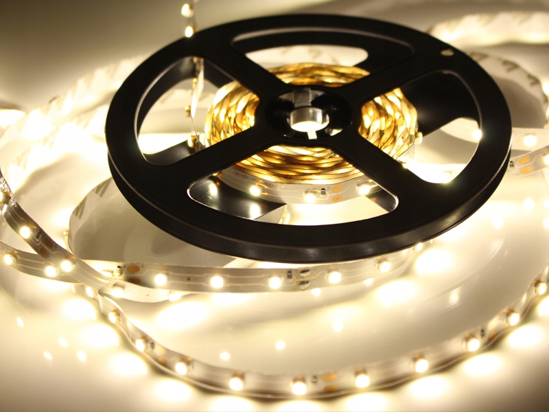 TAŚMA LED SAMOPRZYLEPNA PASEK LED JEDEN KAWAŁEK 10m ROLKA DO CIĘCIA BIAŁA Długość 10 m