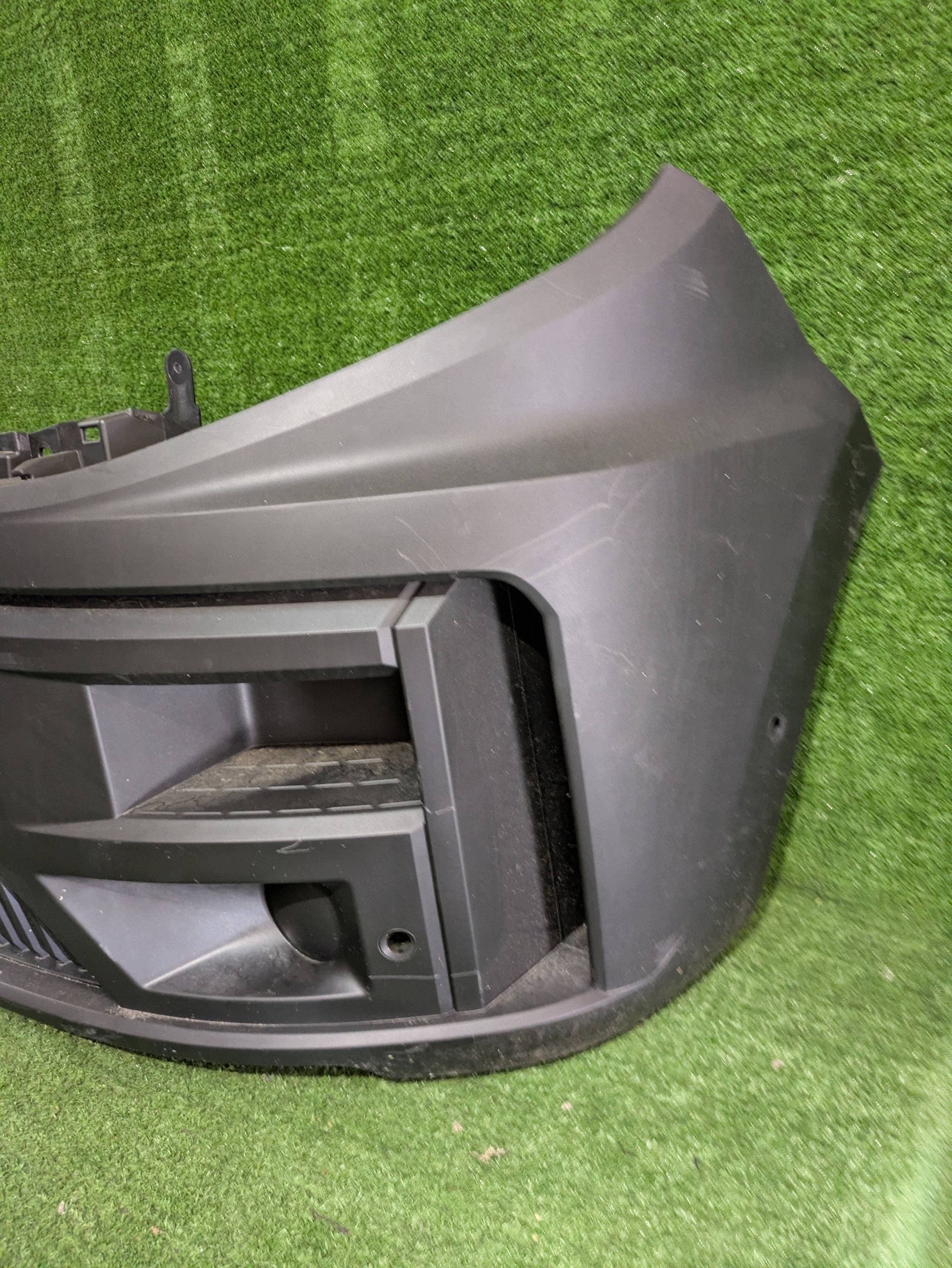 front bumper front RENAULT MASTER IV LIFT 24- NR.Z9565