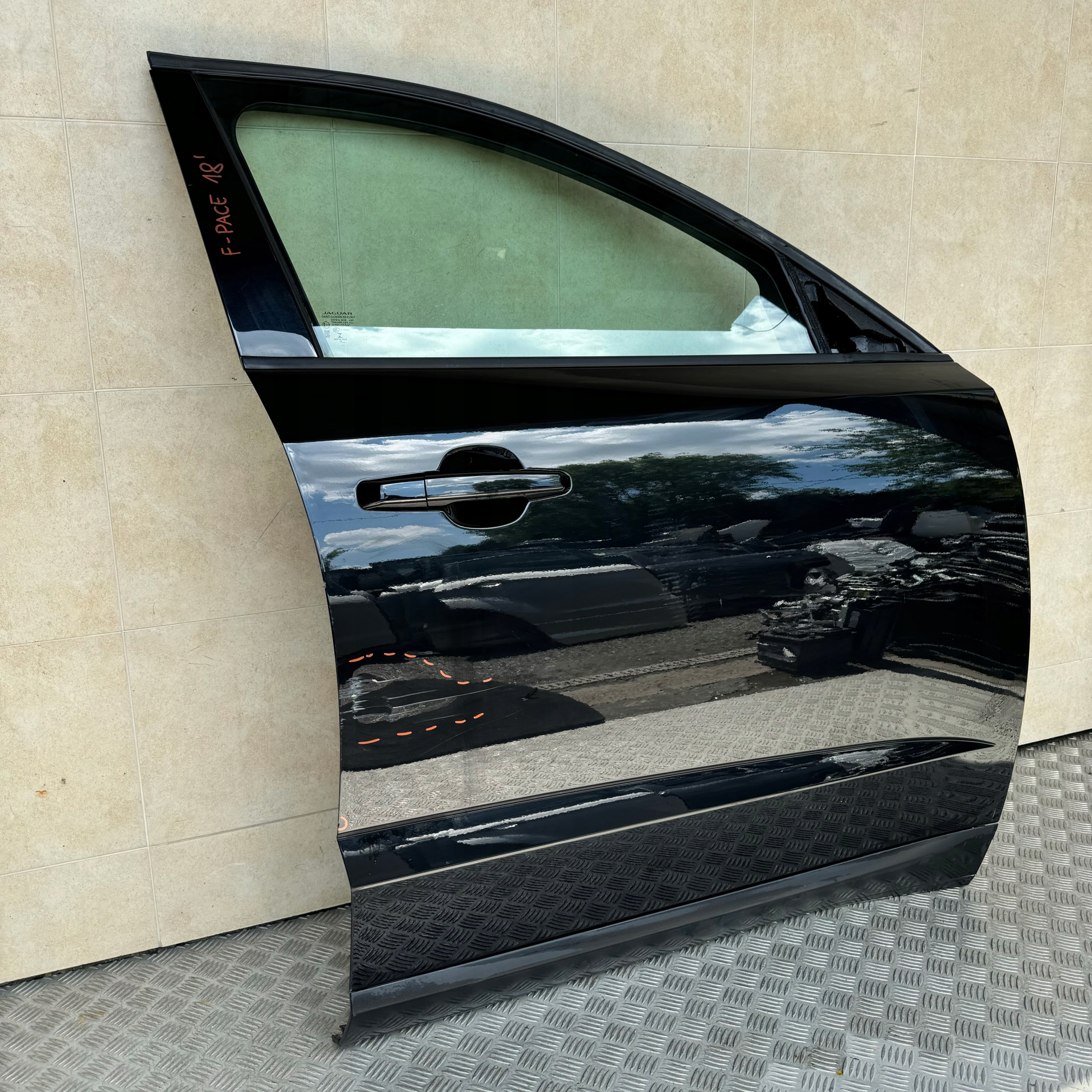tür vorne rechts JAGUAR E-PACE 2018 jahr