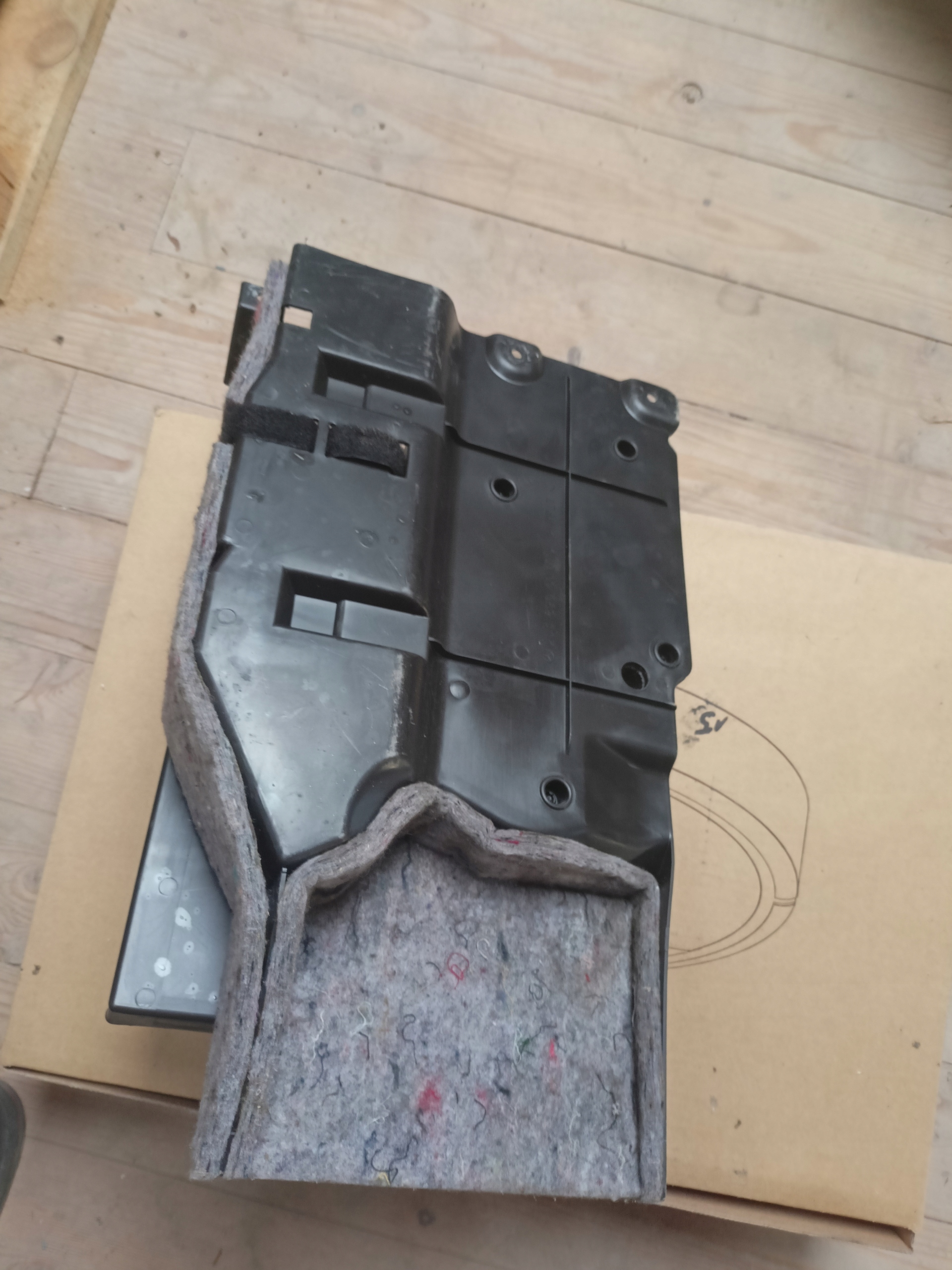 2038900061 running board narzedzi Mercedes W203