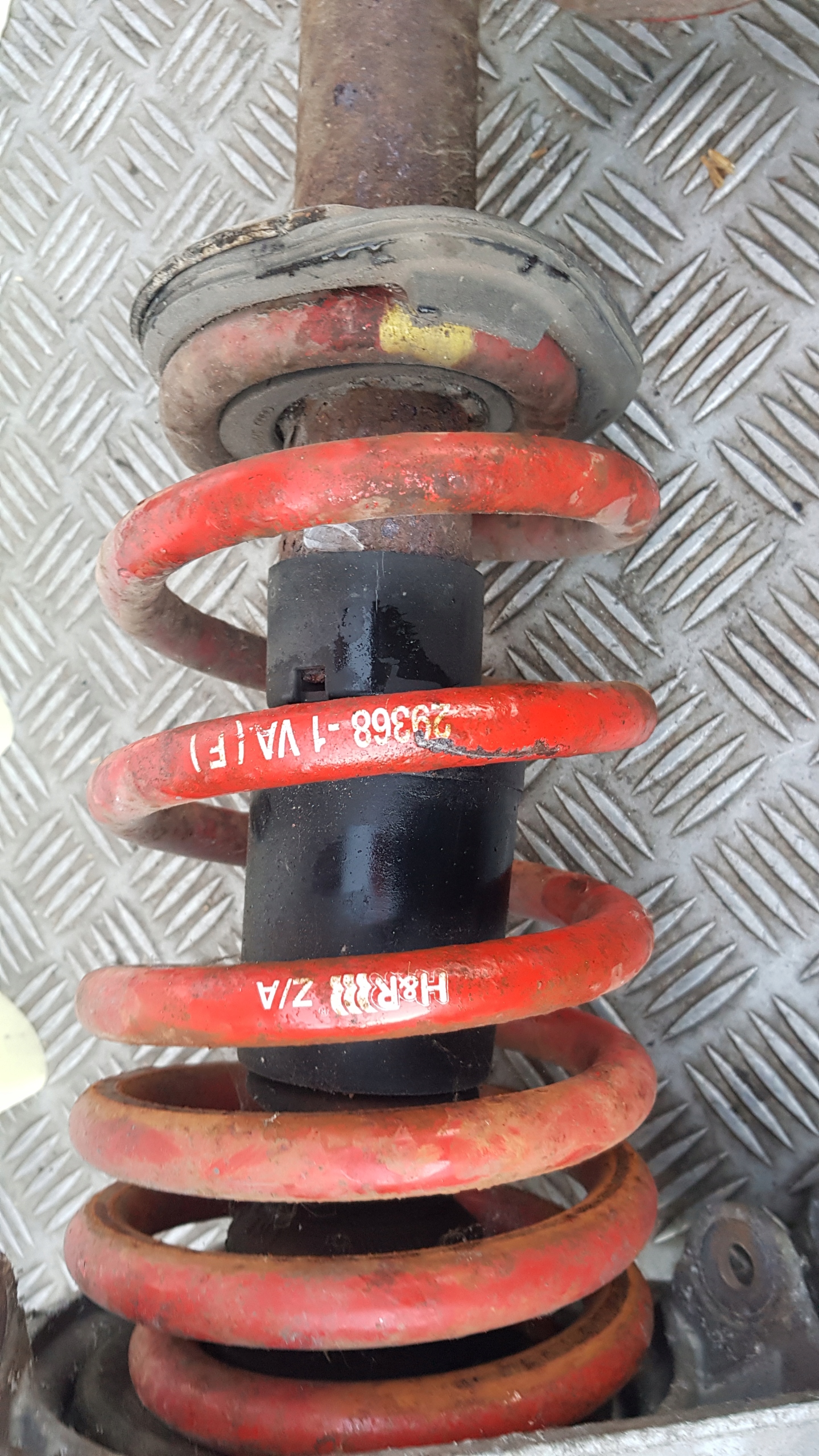 AUDI A4 B6 shock absorbers front springs rear part TUNING h&r SPORT red