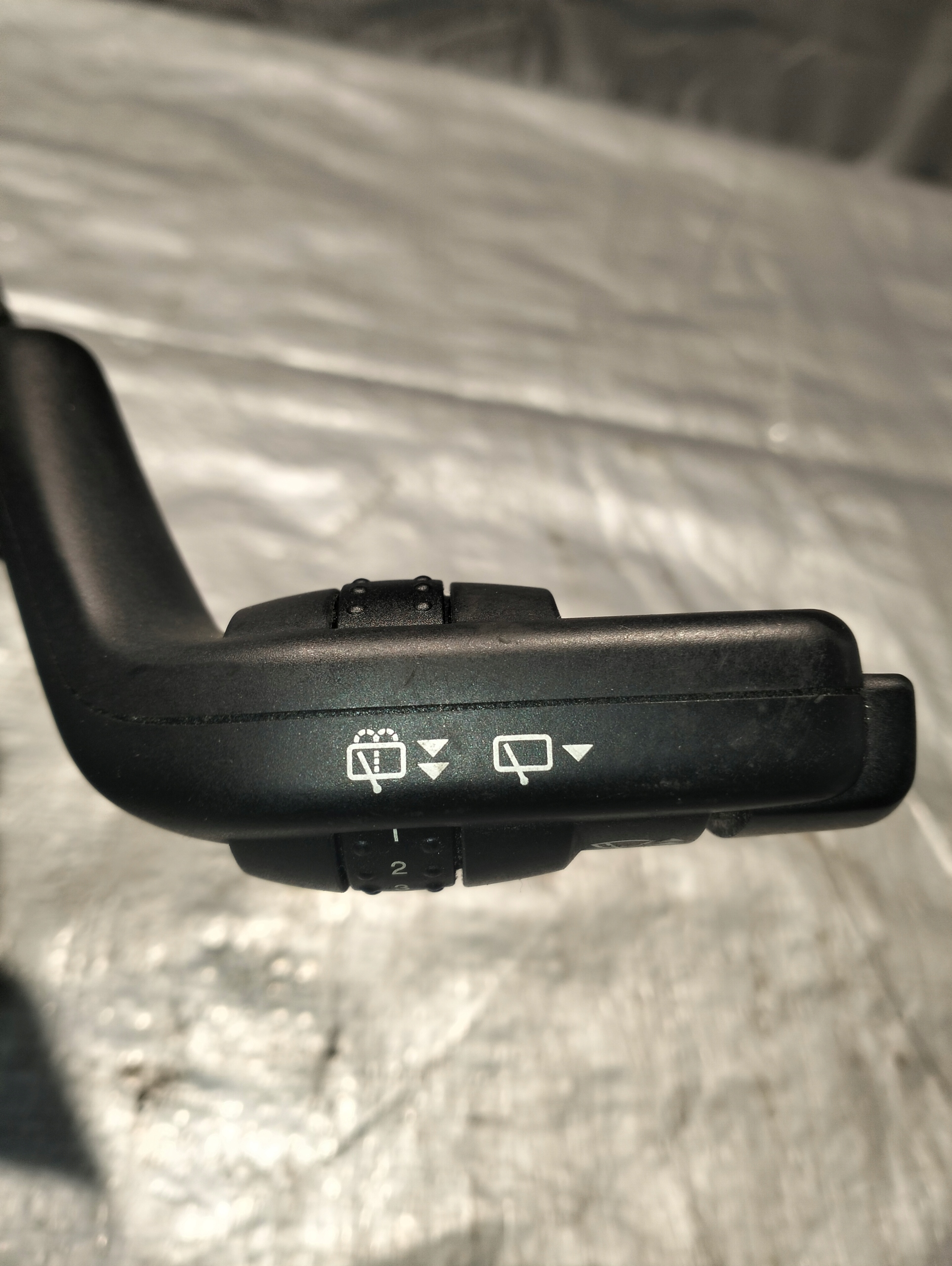 steering wheel levers and controls control C-MAX FOCUS MK2 3M5T-13N064-FD