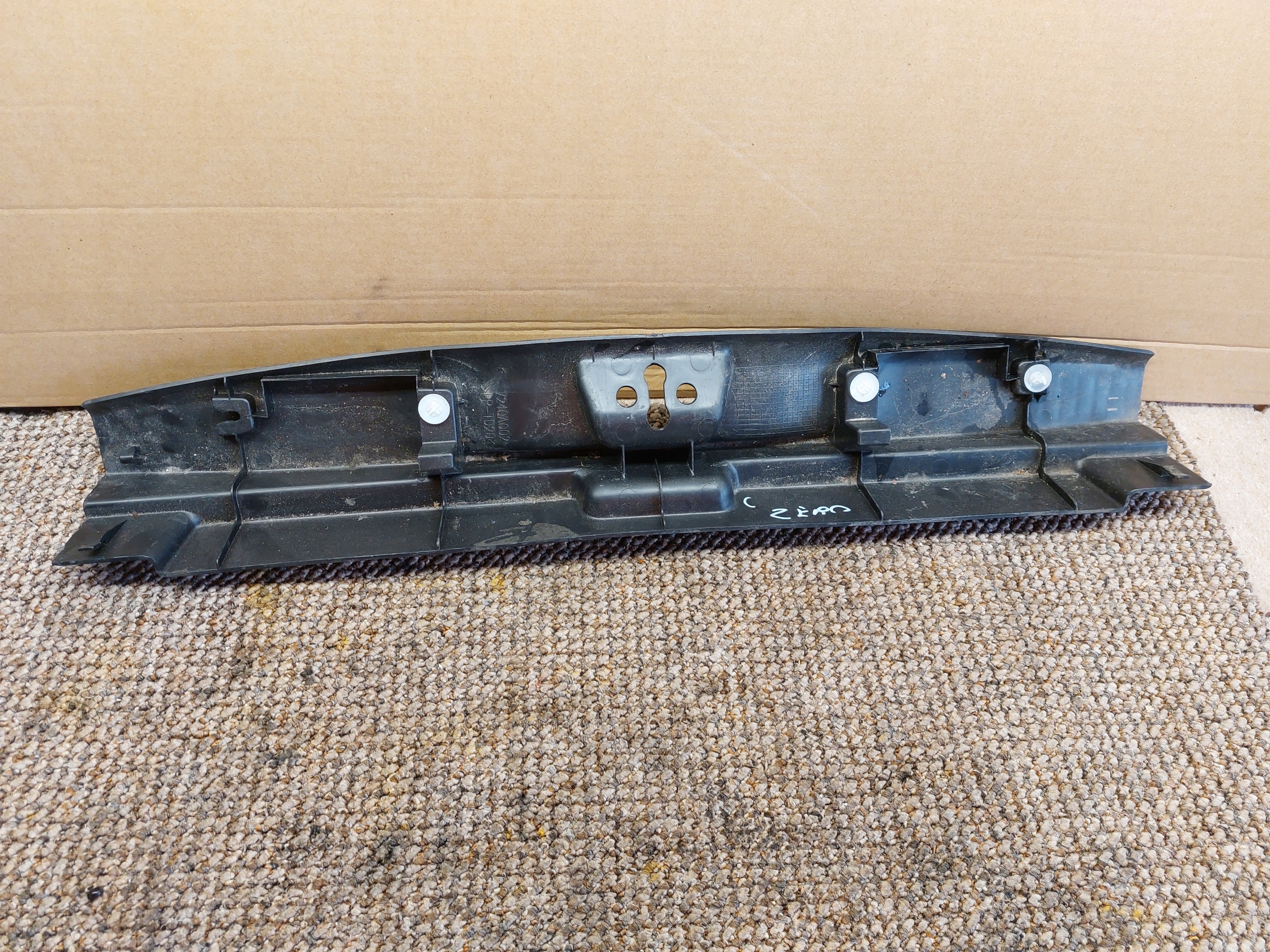 cover of the threshold boot CITROEN C-Zero 17r