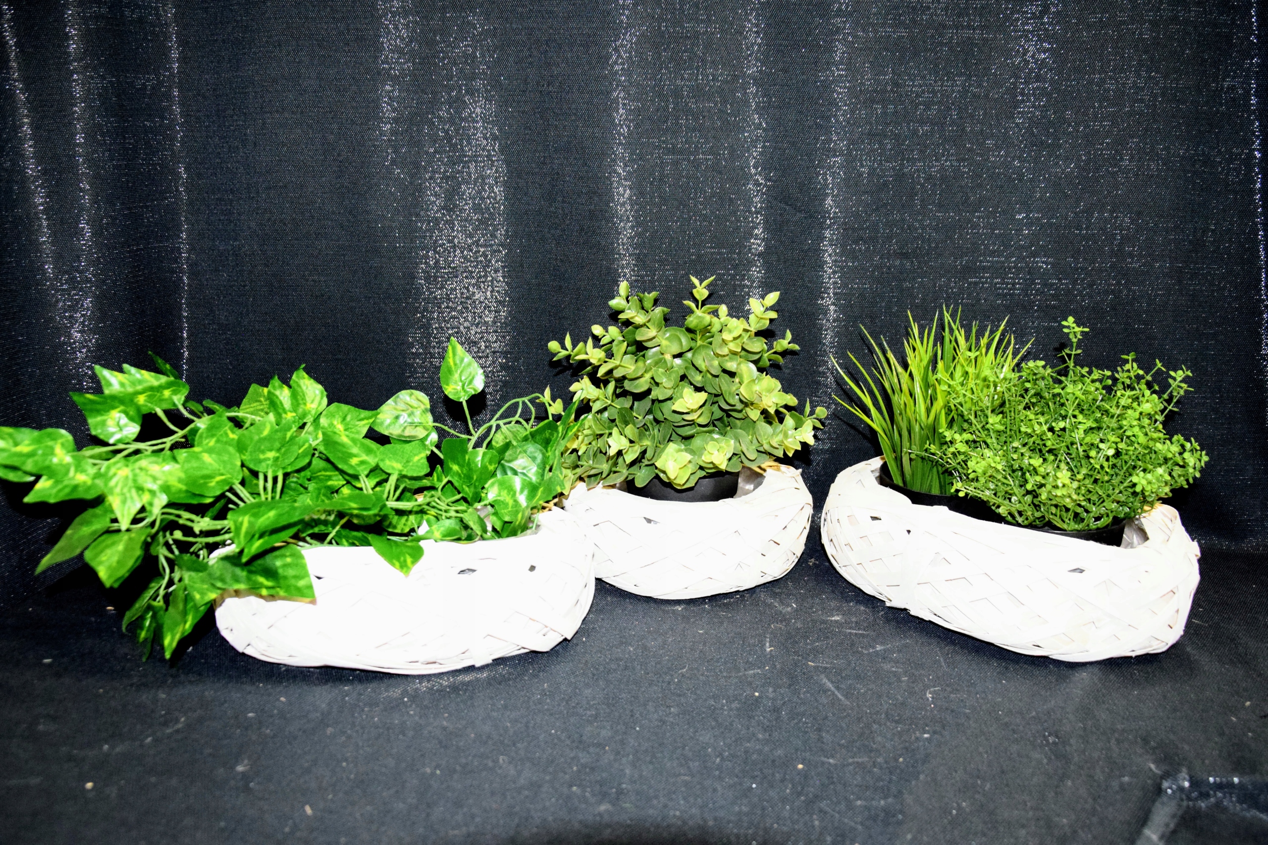 DREWNIANA DONICZKA PLECIONA BIAŁA 21x26x8 CM Głębokość produktu 7 cm