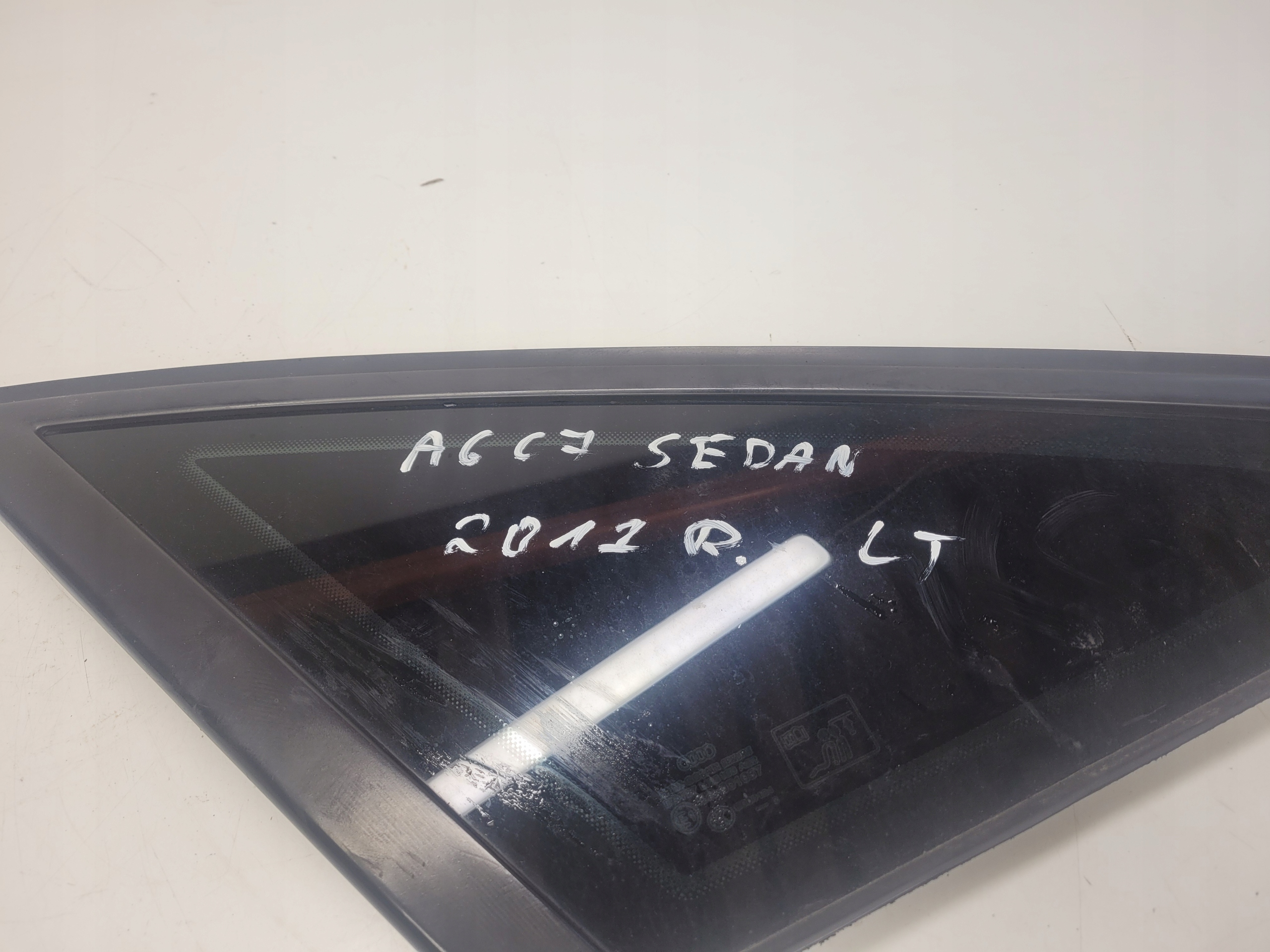 window bodywork AUDI A6 C7 sedan left rear part 2012R