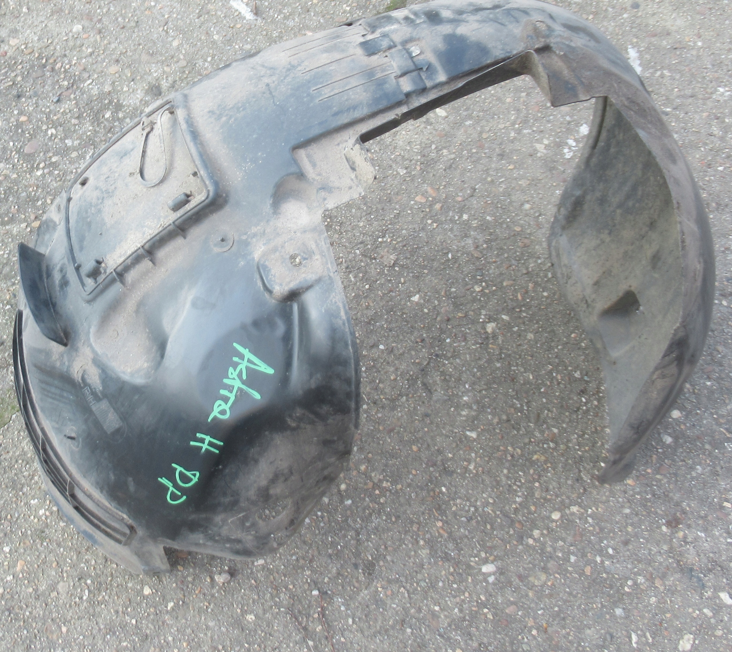 OPEL ASTRA H CABRIO 1.9 CDTI 06R mudguard right front