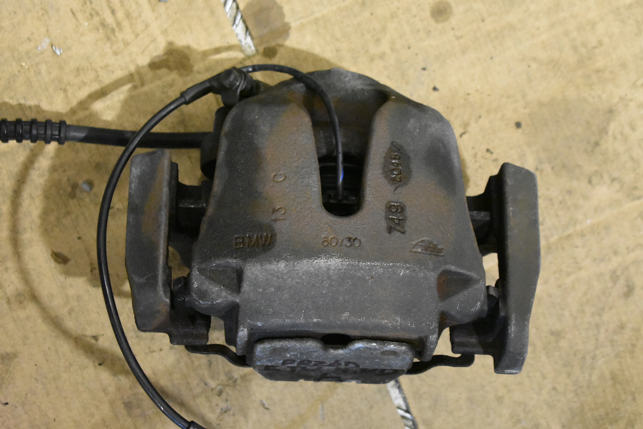 caliper brake left front BMW E70 E71 F15 F16 60/30 1