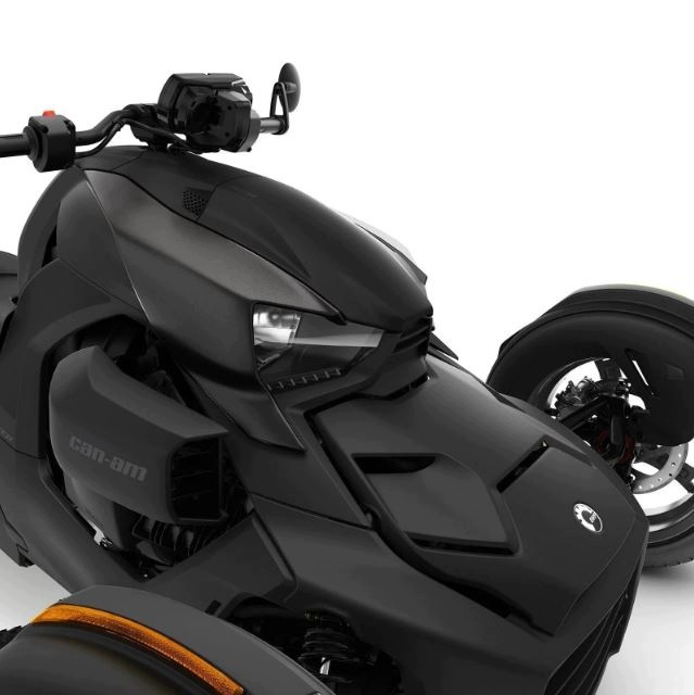 Titanový panel Liquid Titanium Exclusive Brp Can-Am Ryker 219401015