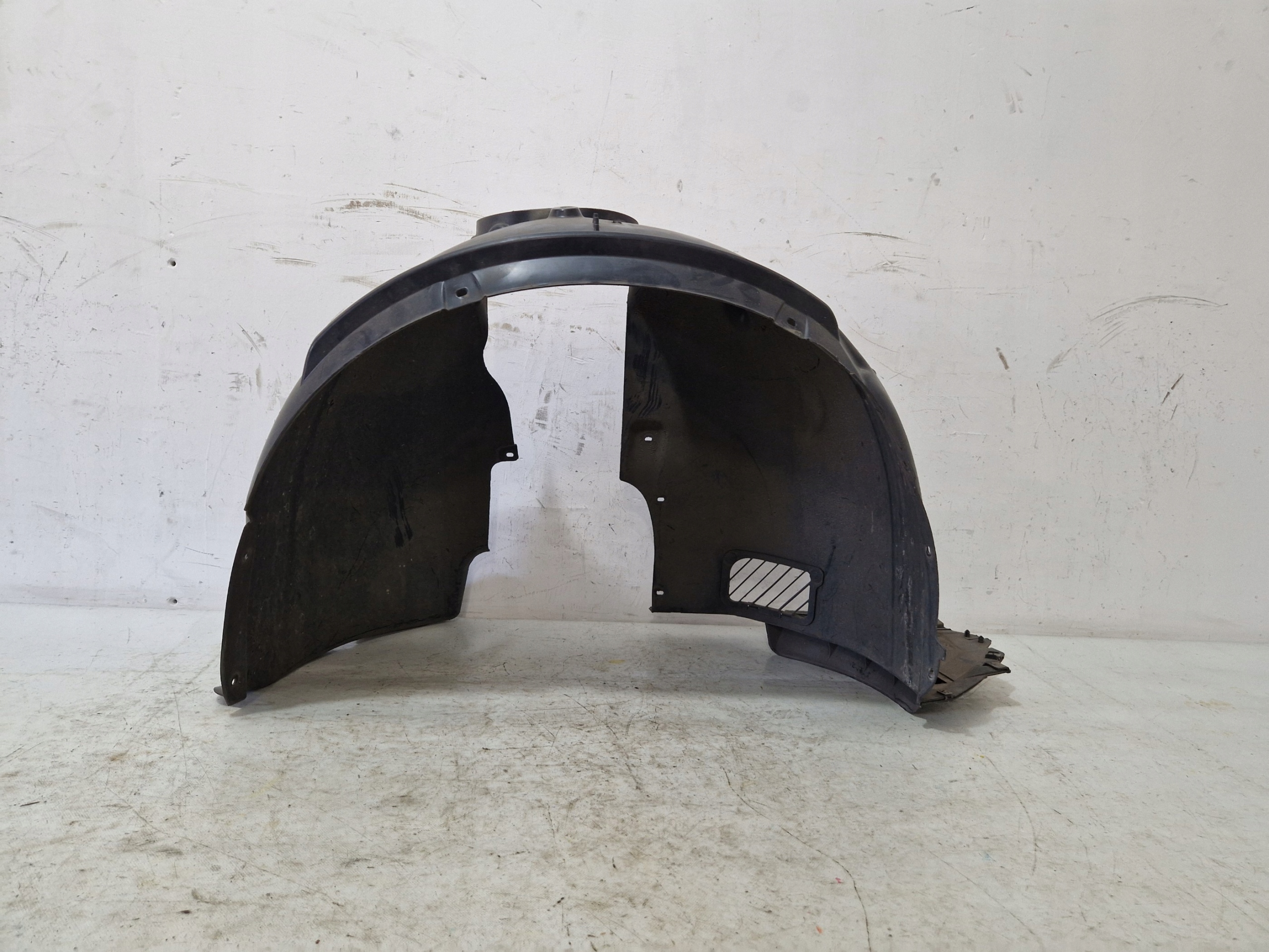 SKODA OCTAVIA IV mudguard right front 5E3809958K