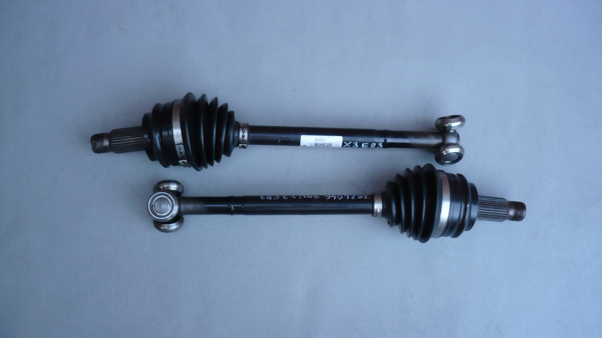 7524046 - Піввісь п ПД Пд BMW X3 E83