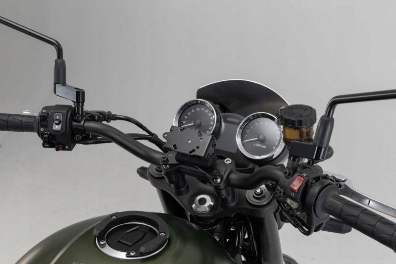 Upevnenie Gps Do Kokpitu Sw-motech Kawasaki Z900RS/CAFE/SE (17-) Čierne