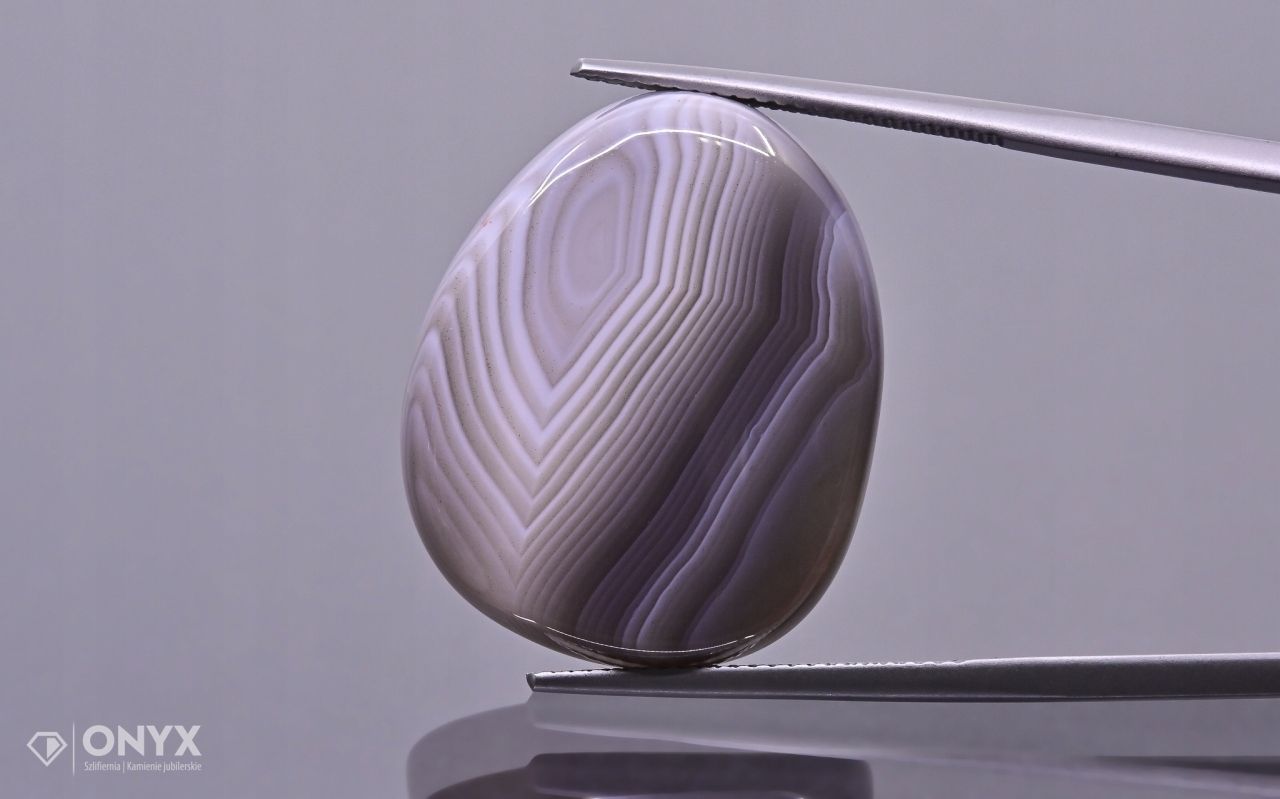 Agat Botswana konvexní nepravidelná destička 25,5x21 mm