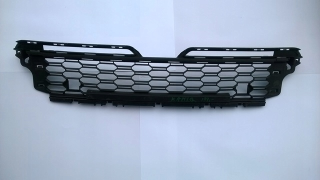 SKODA KAMIQ krata zderzak 658 853 677