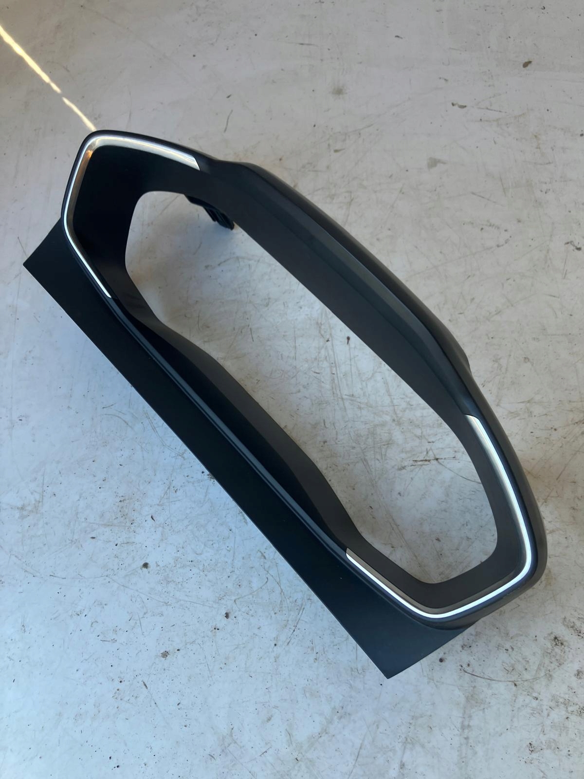 RAHMEN Blende Abdeckung des Kombiinstruments PEUGEOT 208 II