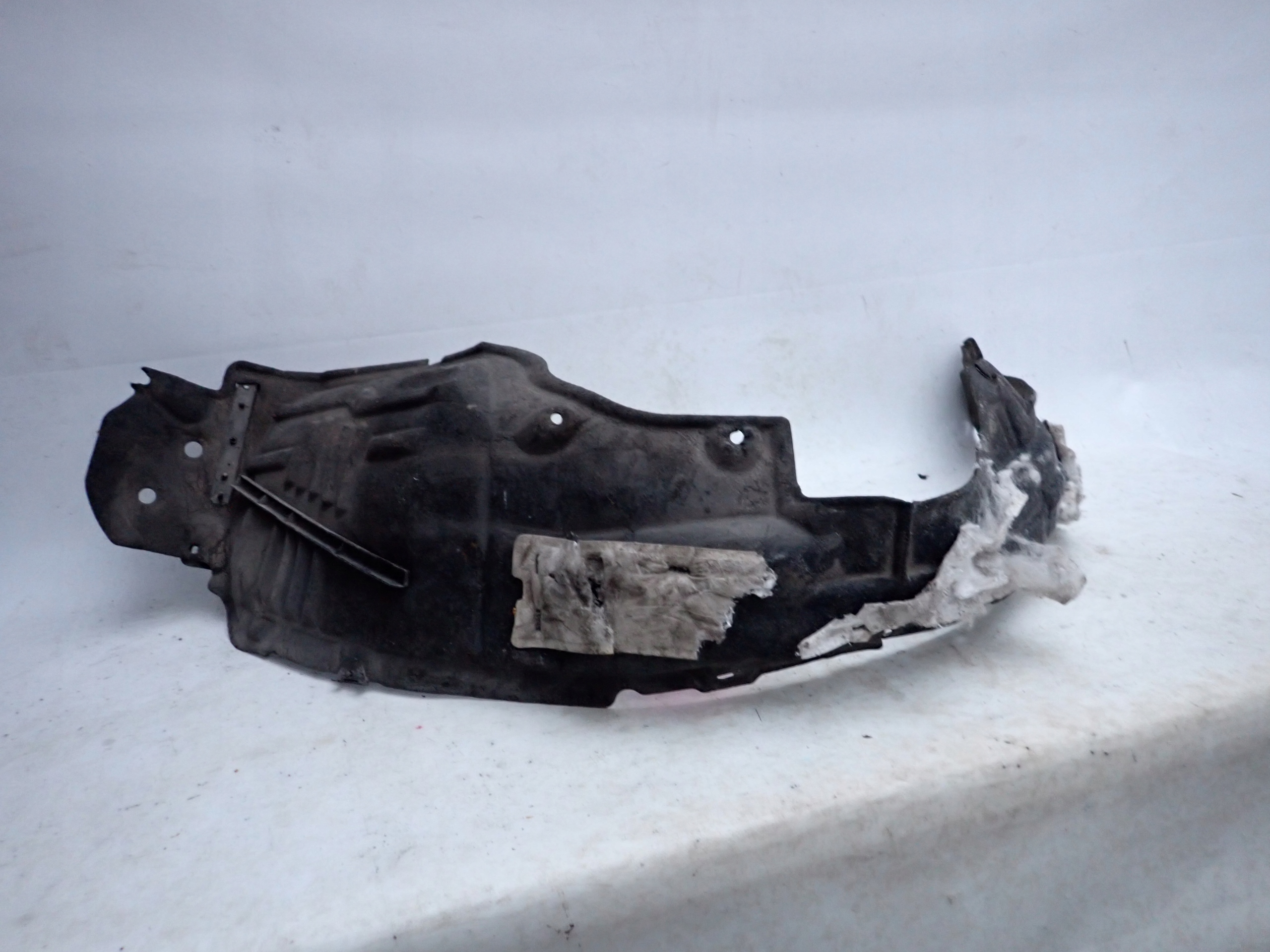 TOYOTA RAV4 IV 13- mudguard left front front