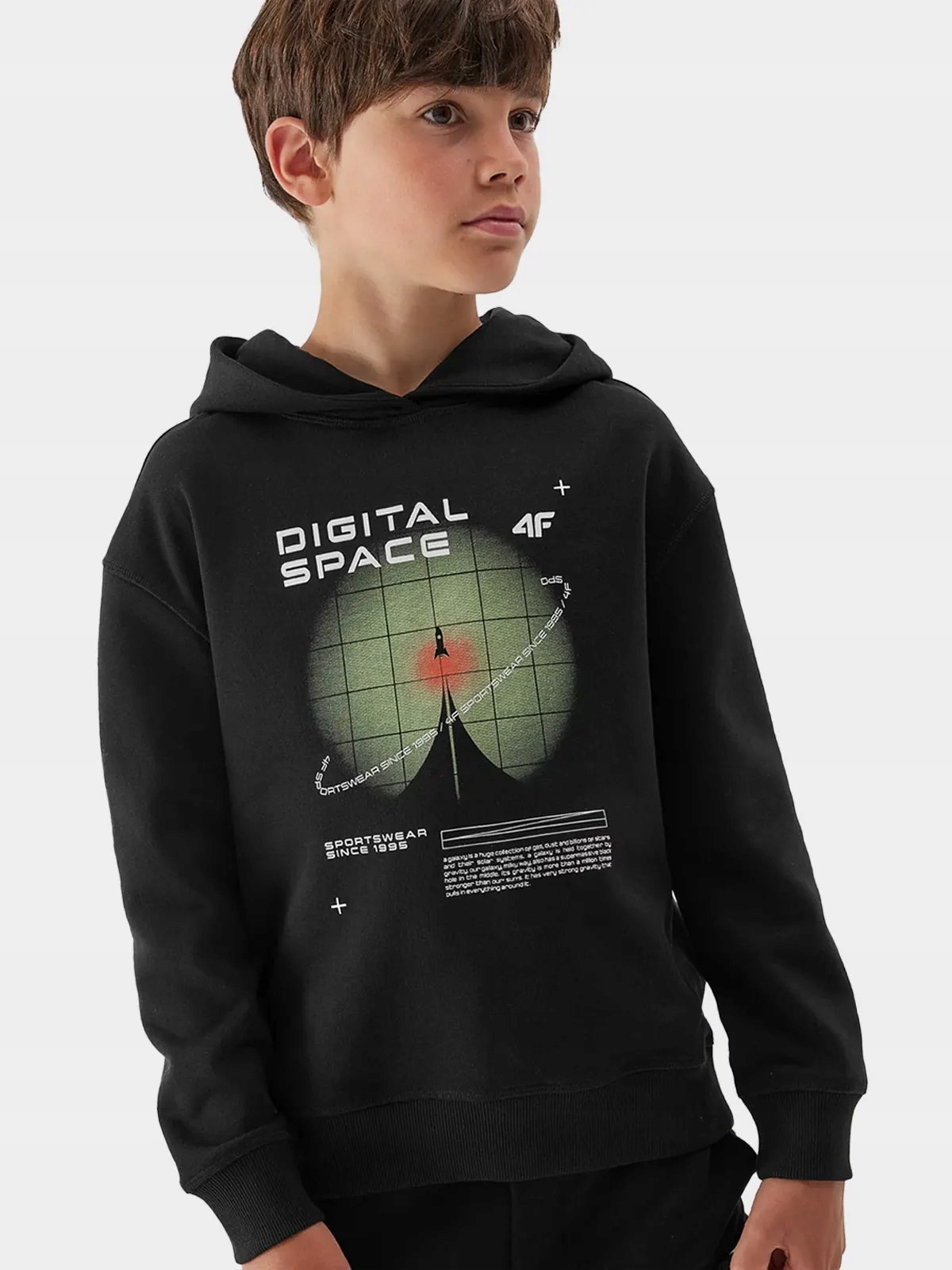 BLUZA CHŁOPIĘCA 4F DRESOWA Z KAPTUREM AW23M632 Wzór dominujący bez wzoru