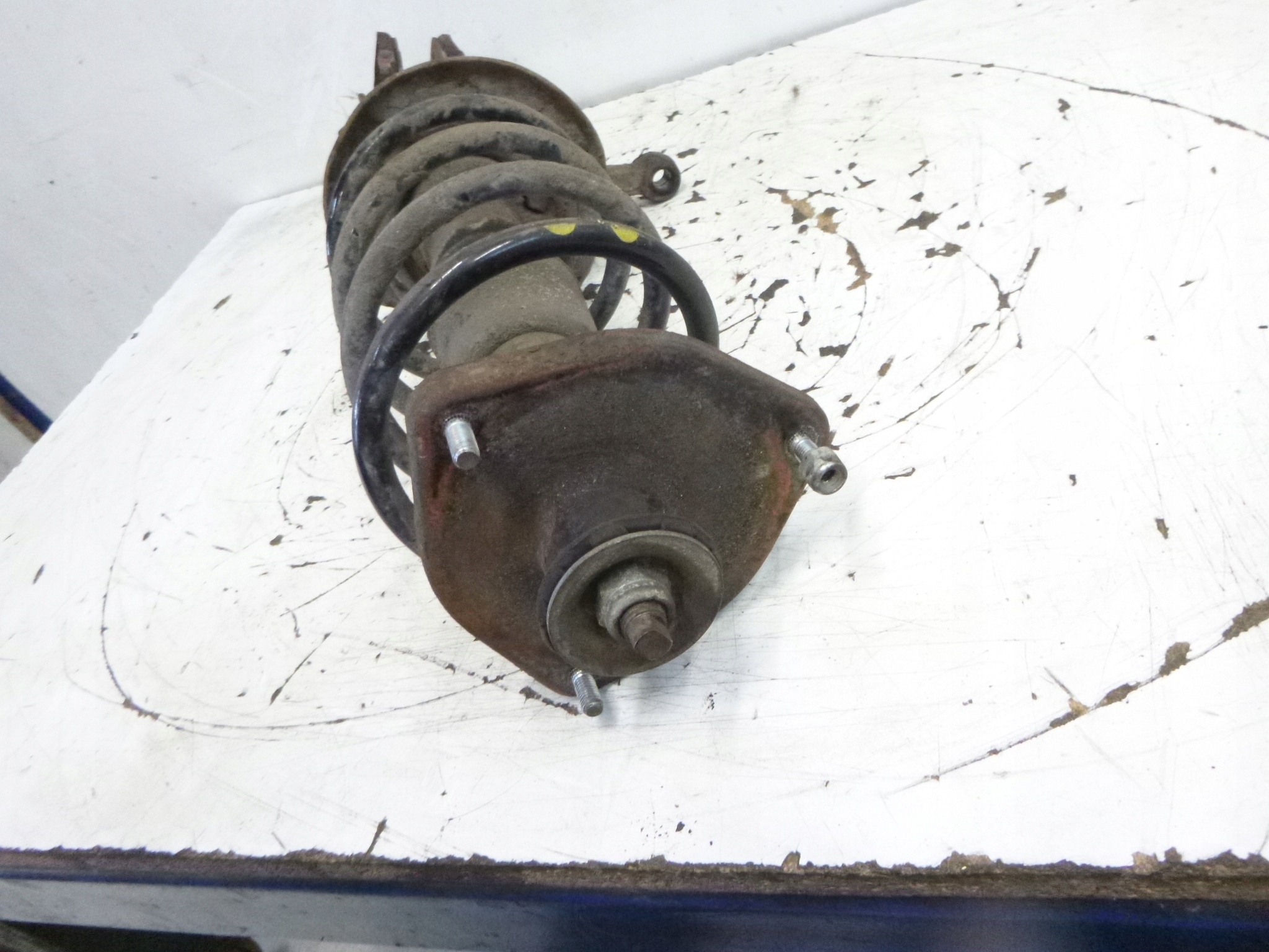 shock absorber front right Lada Kalina 1.4 2010r.