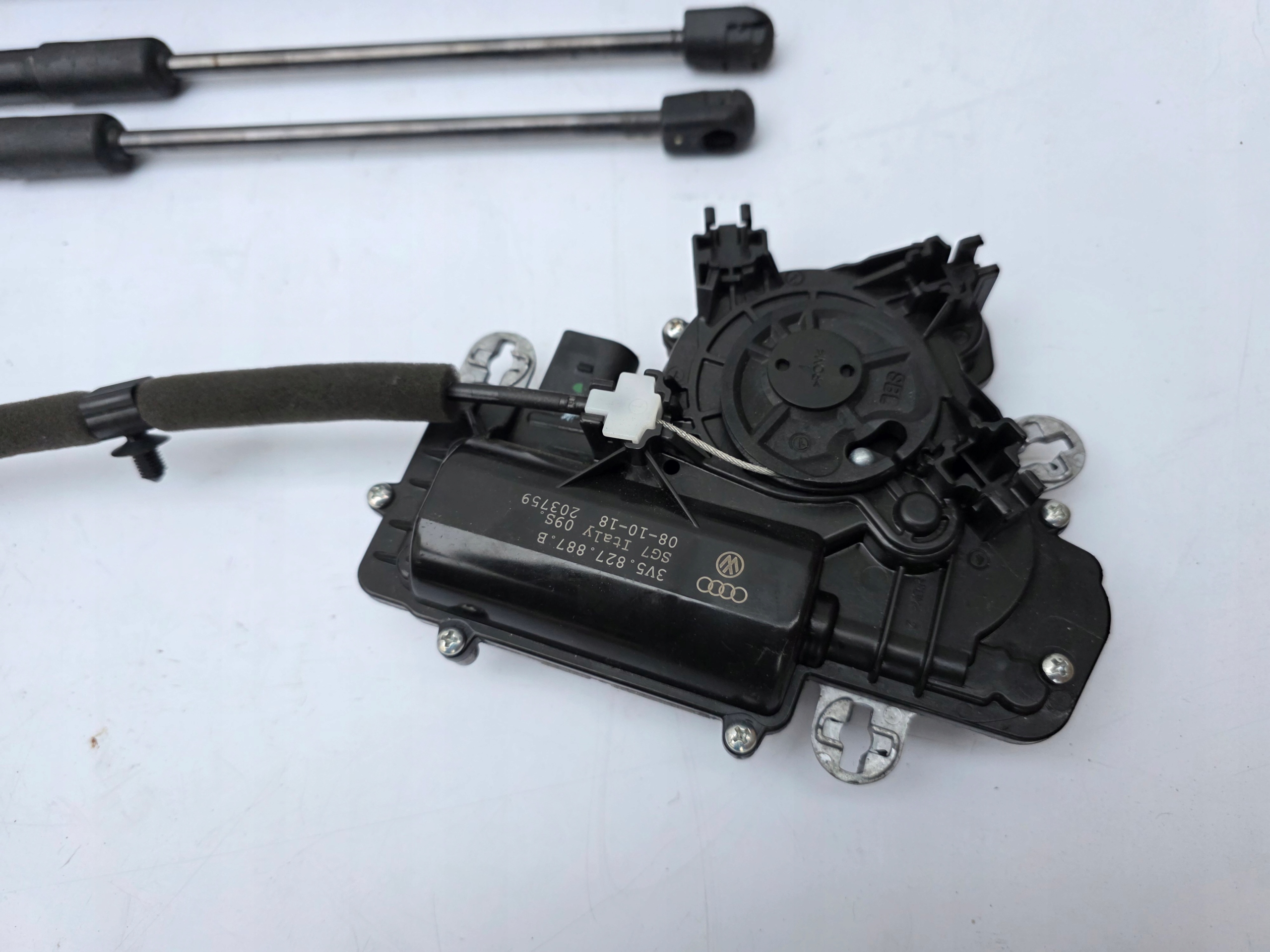 running board electrical opening trunk door boot AUDI Q5 80A FY