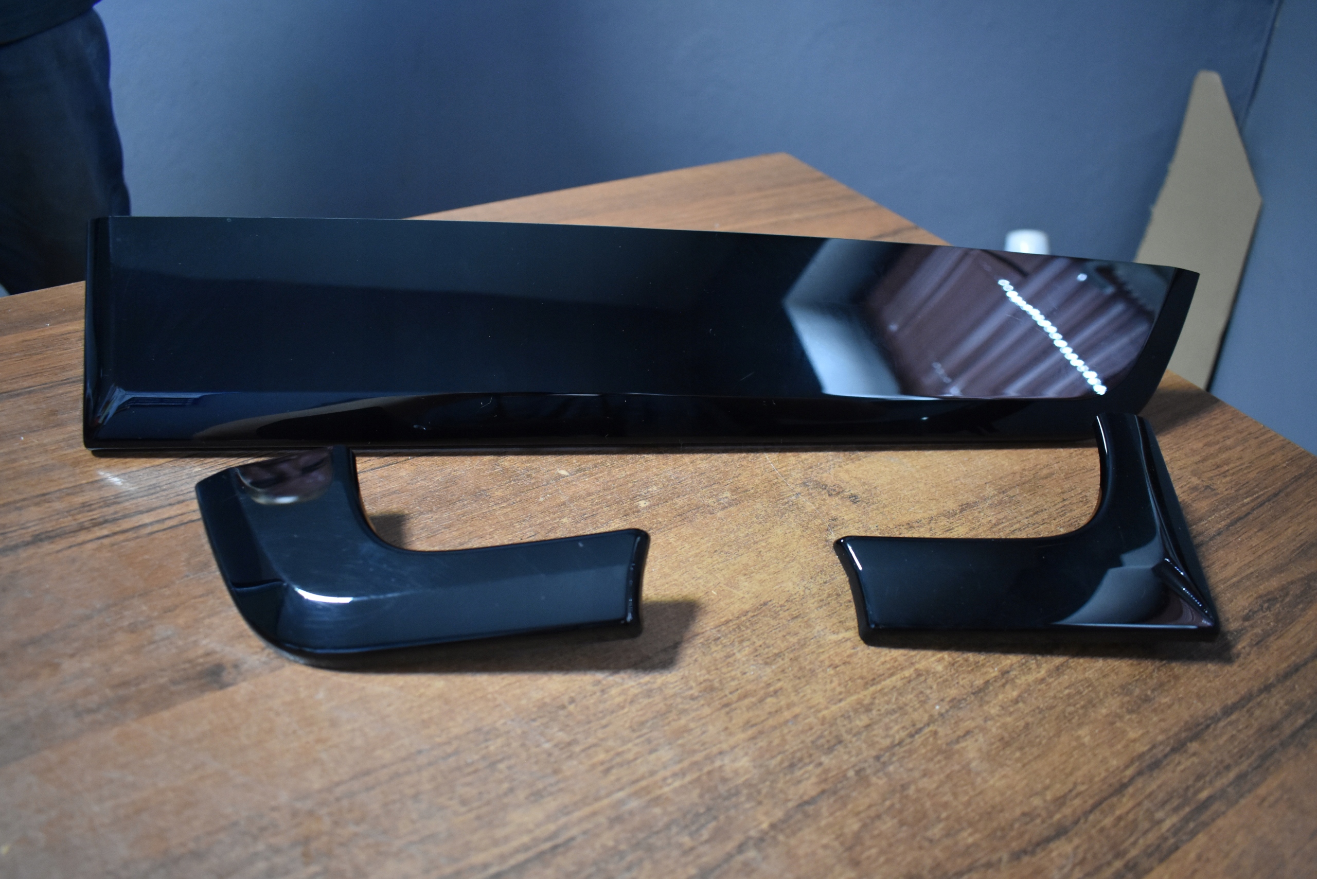 IDEALNE LISTWY DECORY KONSOLI PIANO BLACK PORSCHE PANAMERA 971 1