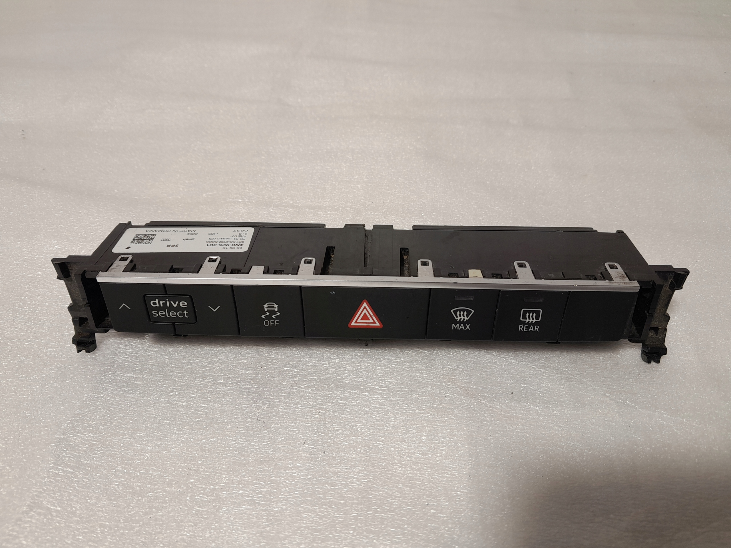 AUDI Q8 4M PANEL PRZYCISKOW Controllo 4N0925301