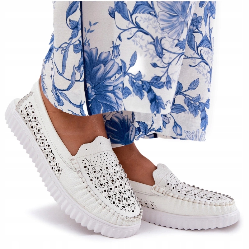 Dámské Kožené Mokasíny S Ažurovým Vzorem Vinceza 88028 Bílé 41