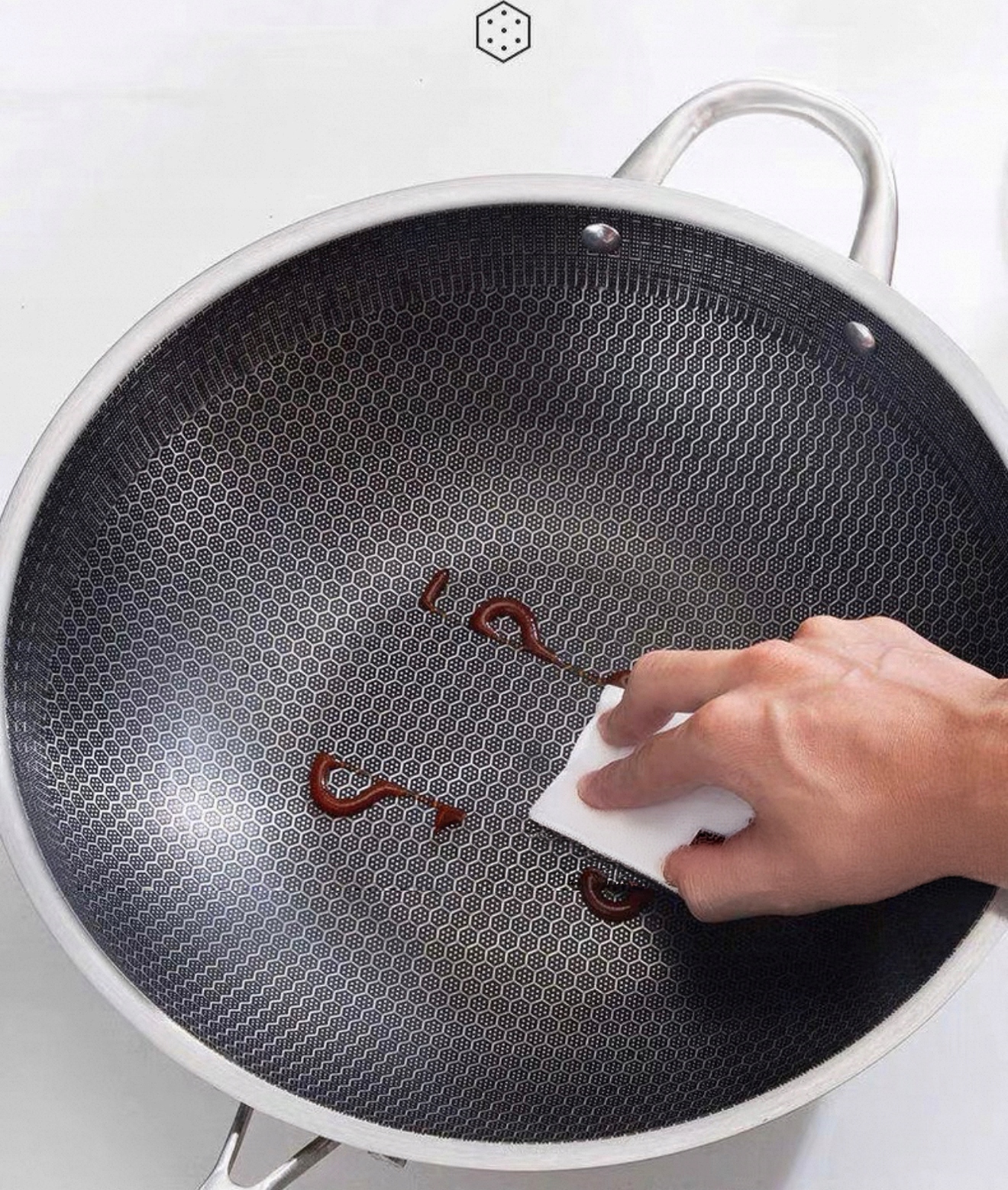 Wok 30 cm Nerezová Ocel Medová Plástev Indukce