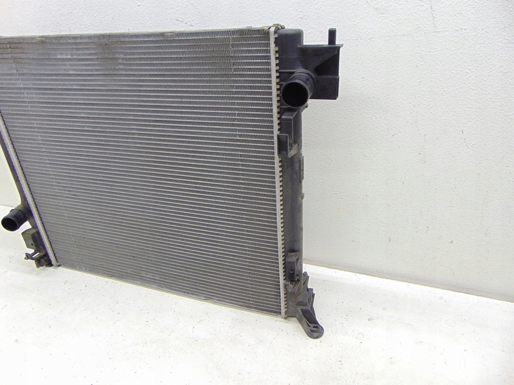 RENAULT KADJAR QASHQAI J11 CHŁODNICA WODY 214104EB0B Producent części Renault OE