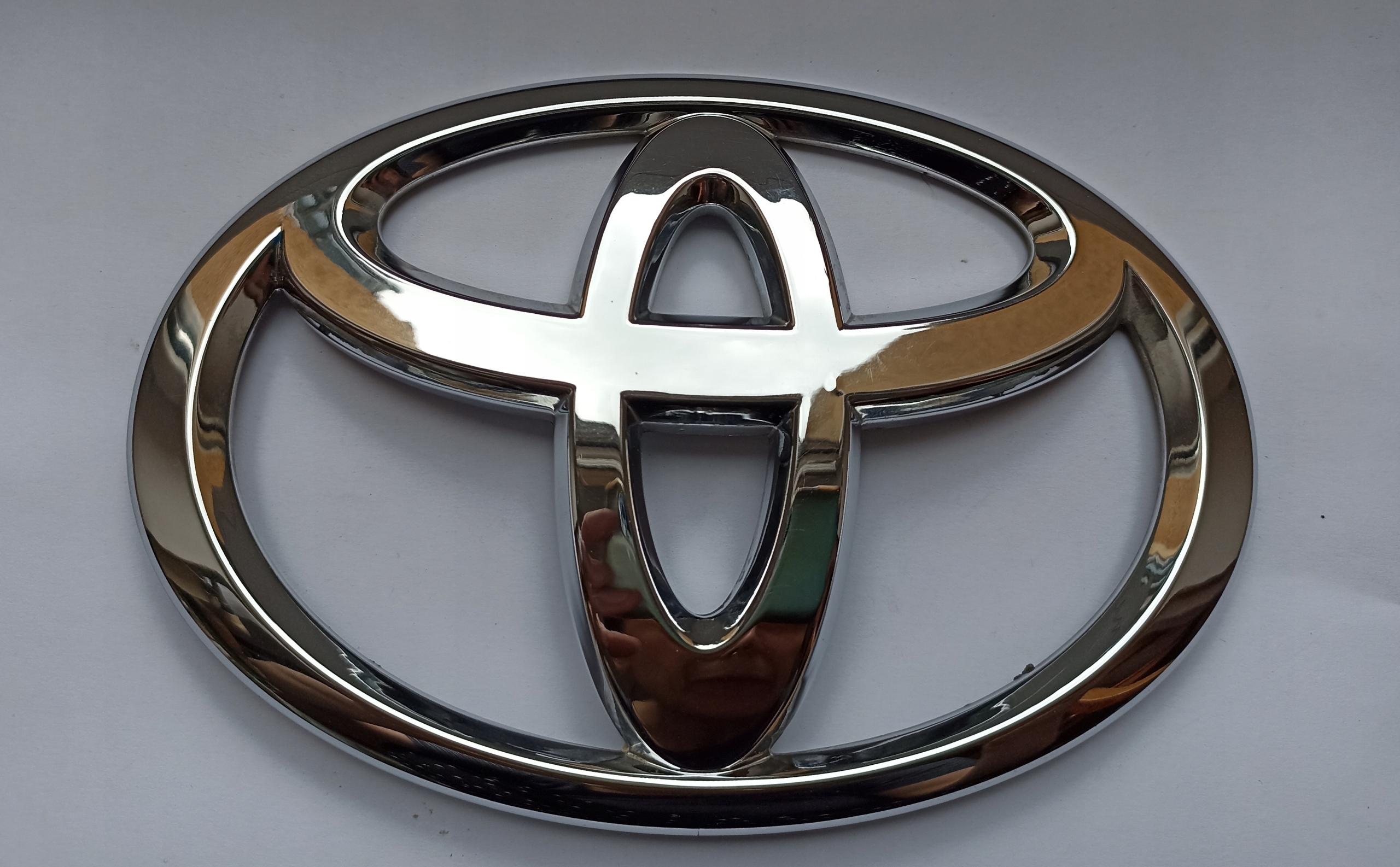 Napis emblemat Toyota Auris I 06-09r Marka Toyota