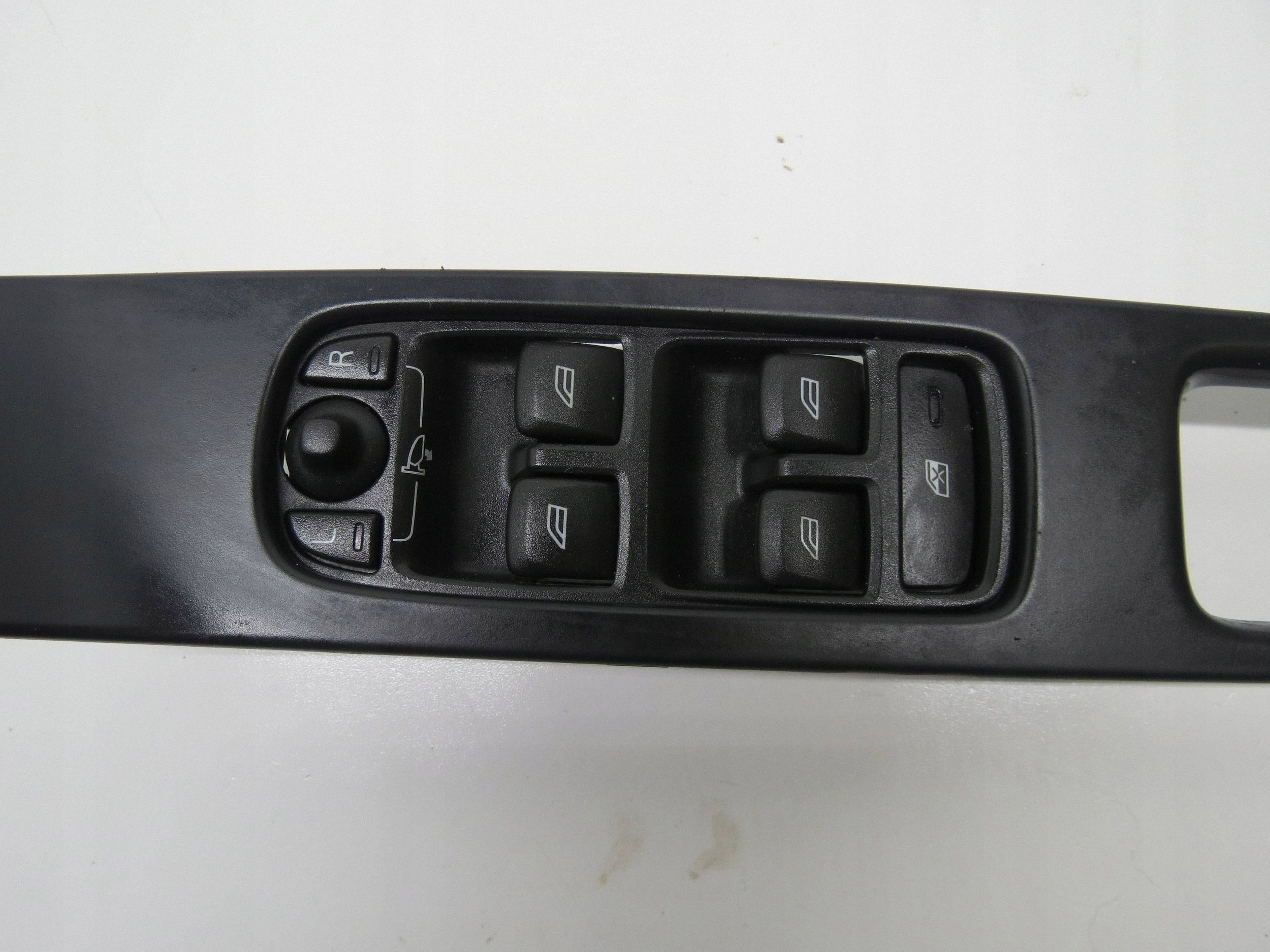 Bouton PANEL Rétroviseur Vitre VOLVO V60 31453266