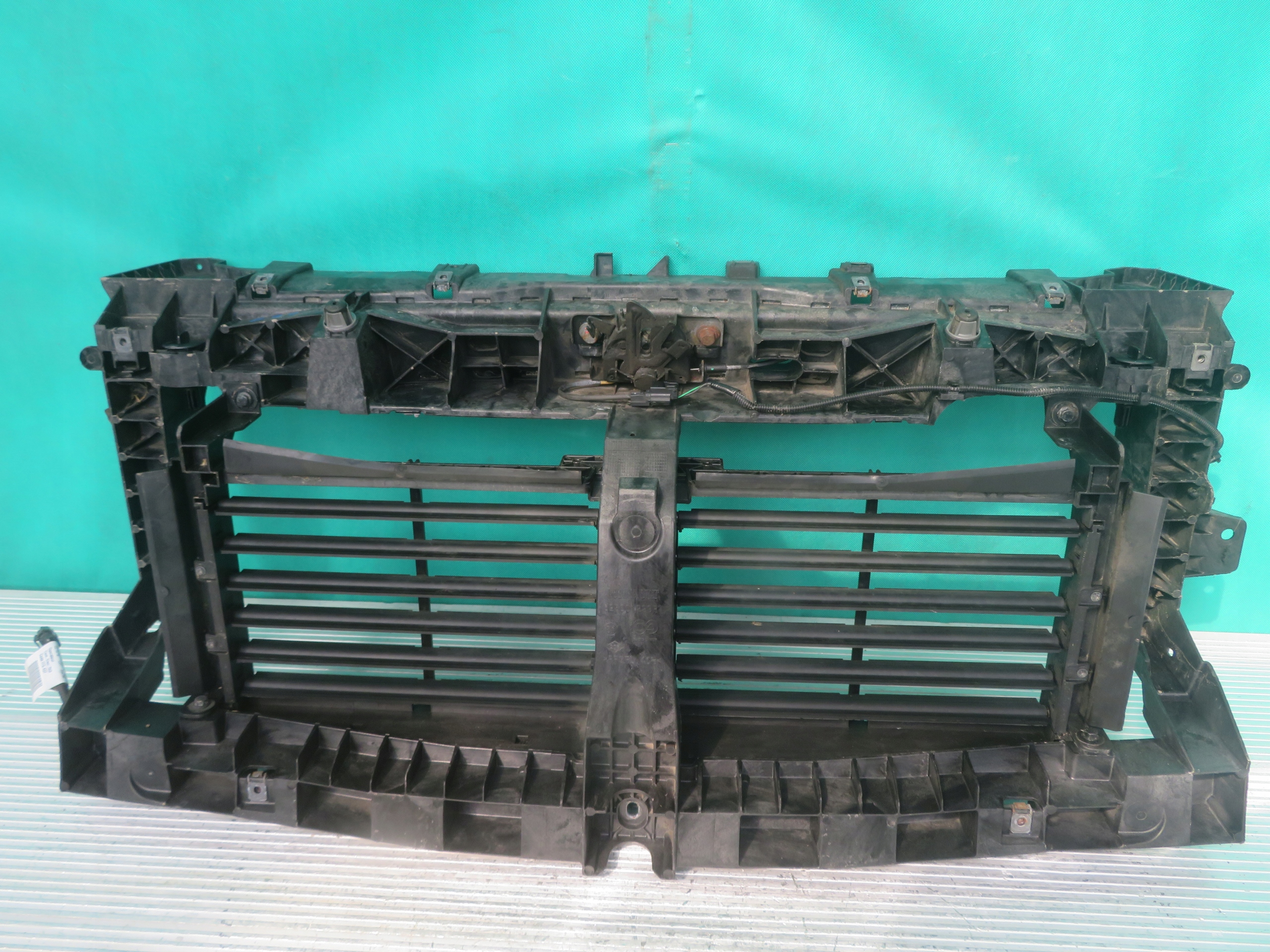 support panel for radiators pillar RENAULT TRAFIC III 625001299R