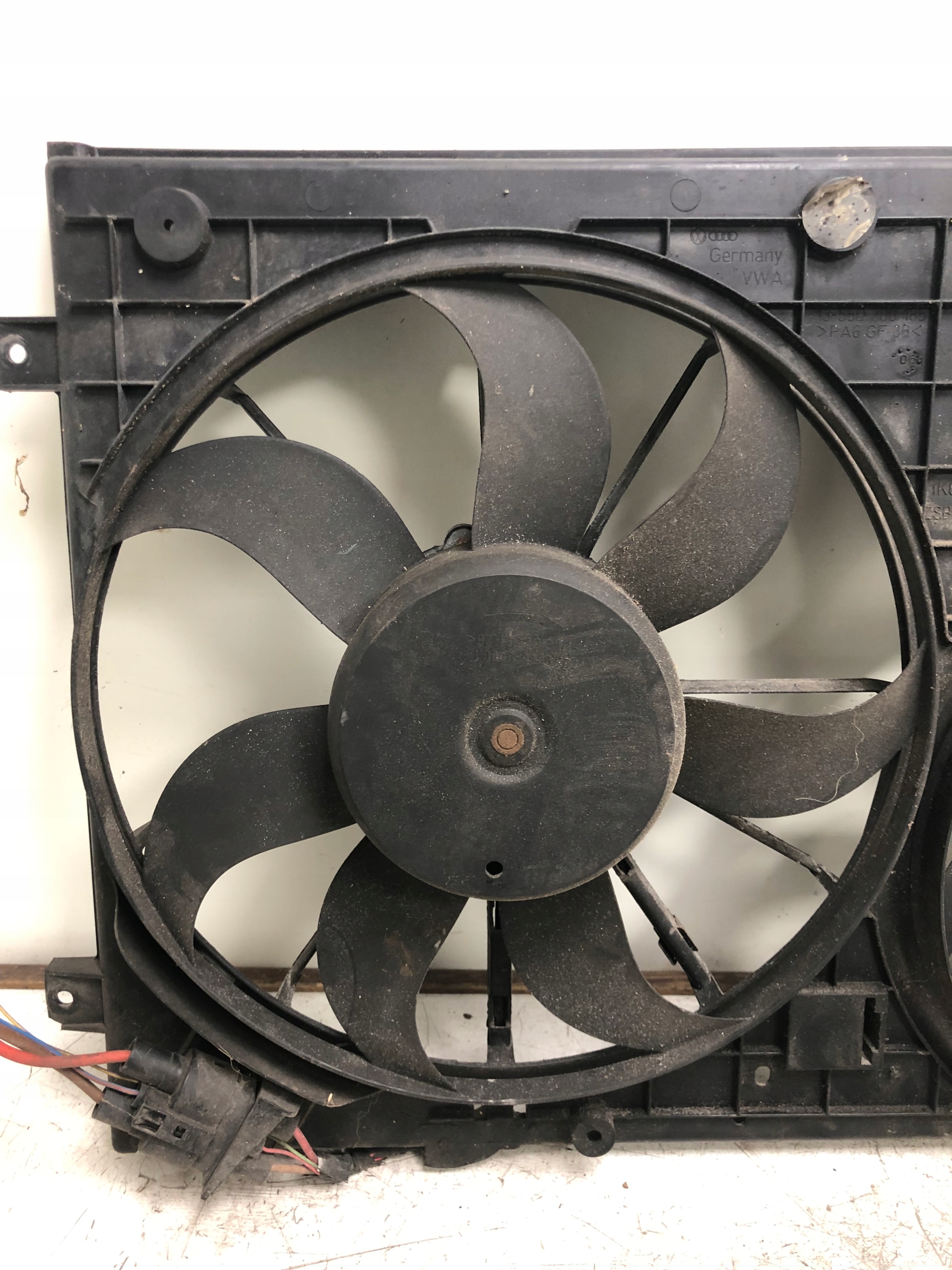 vrtule ventilátor chladiče VW SKODA AUDI 1K0121207AD
