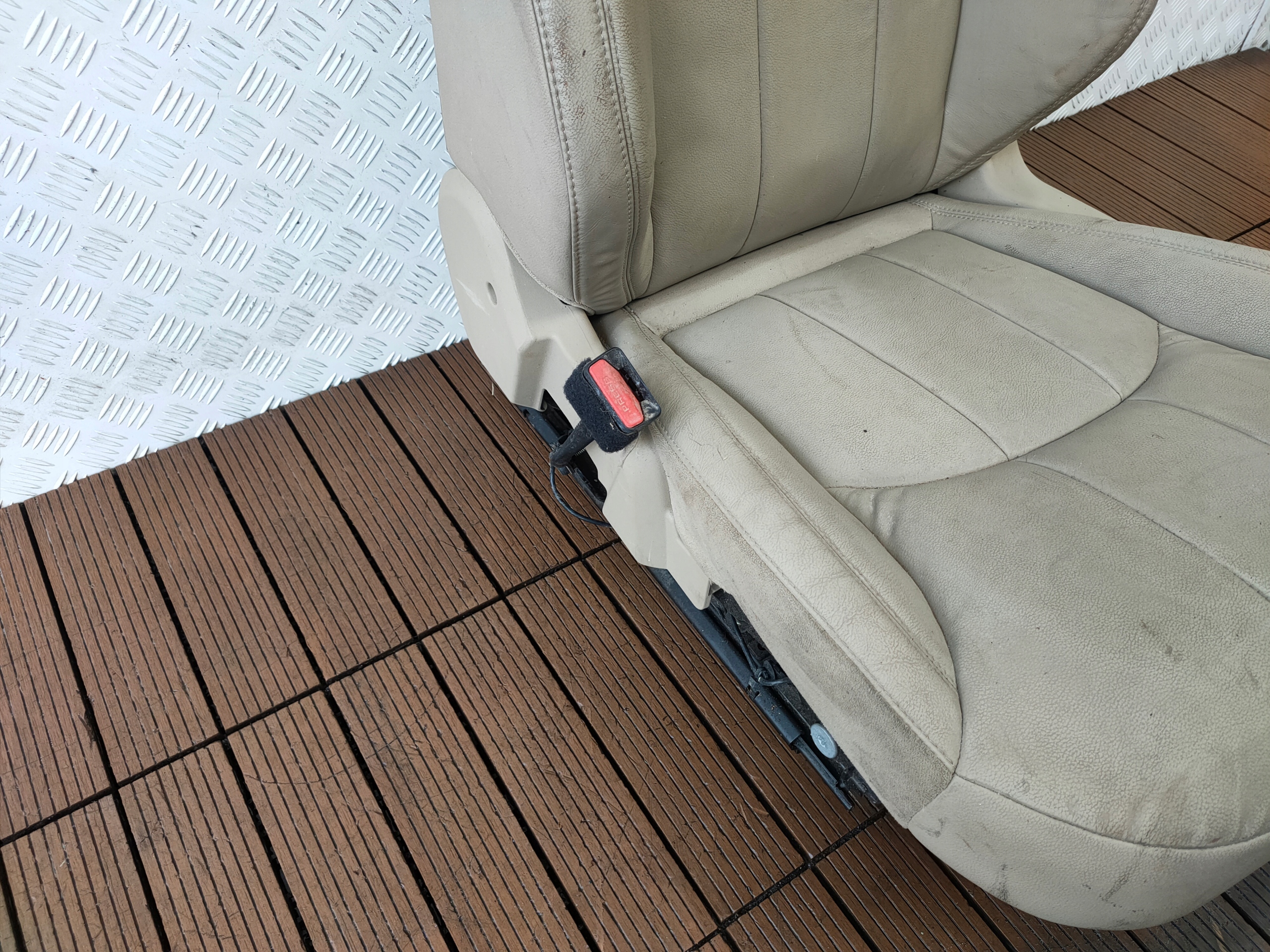 RANGE ROVER EVOQUE LIFT 14-18 seat front left leather ELEKTRYKA OE
