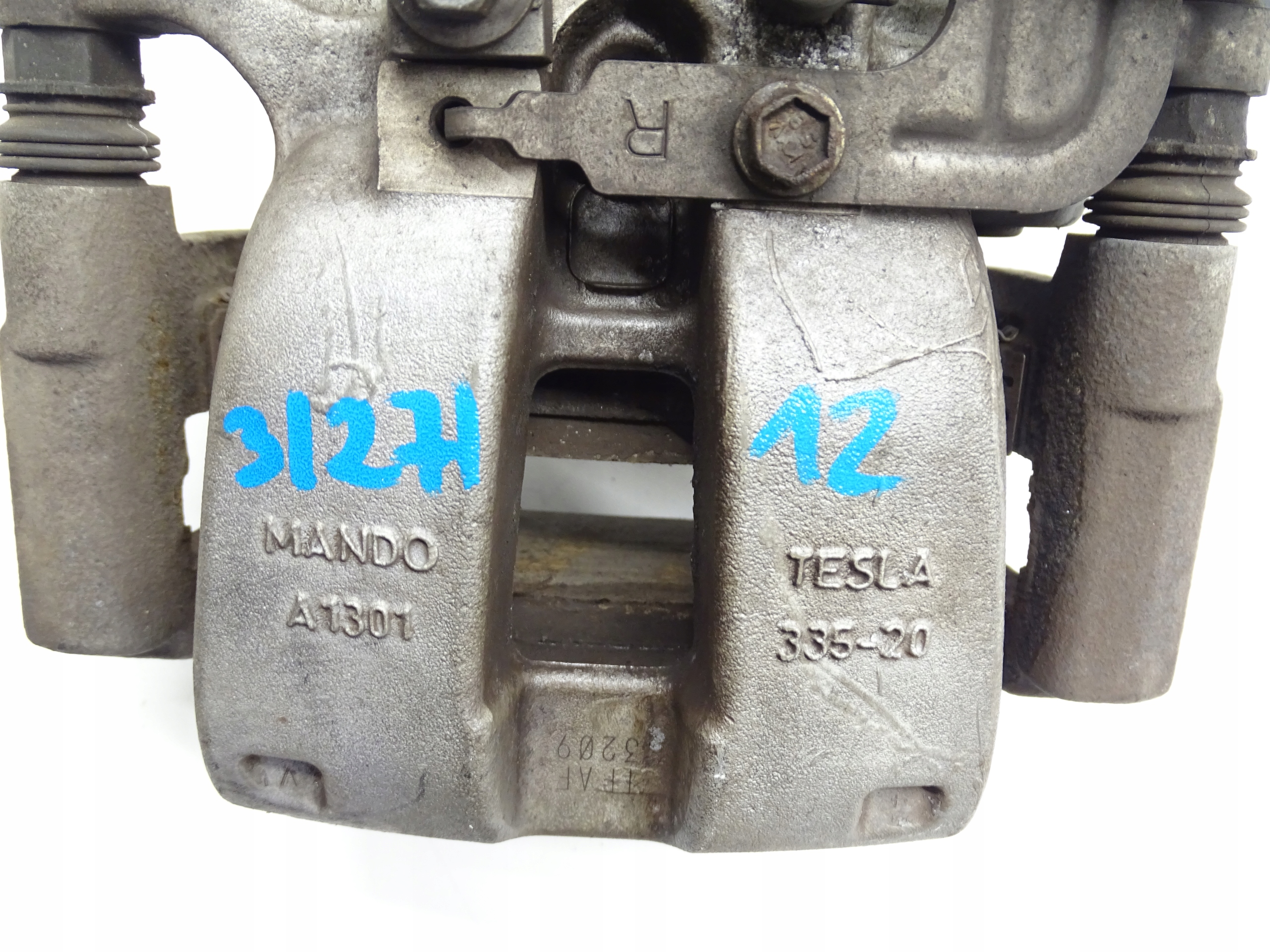 caliper brake TESLA 3 right rear part 1044624-00-h