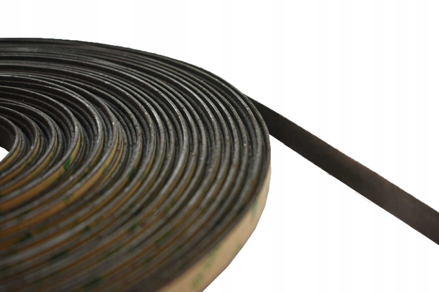 

Neodymowa Taśma Magnetyczna 10x1,5 mm 3M 300LSE